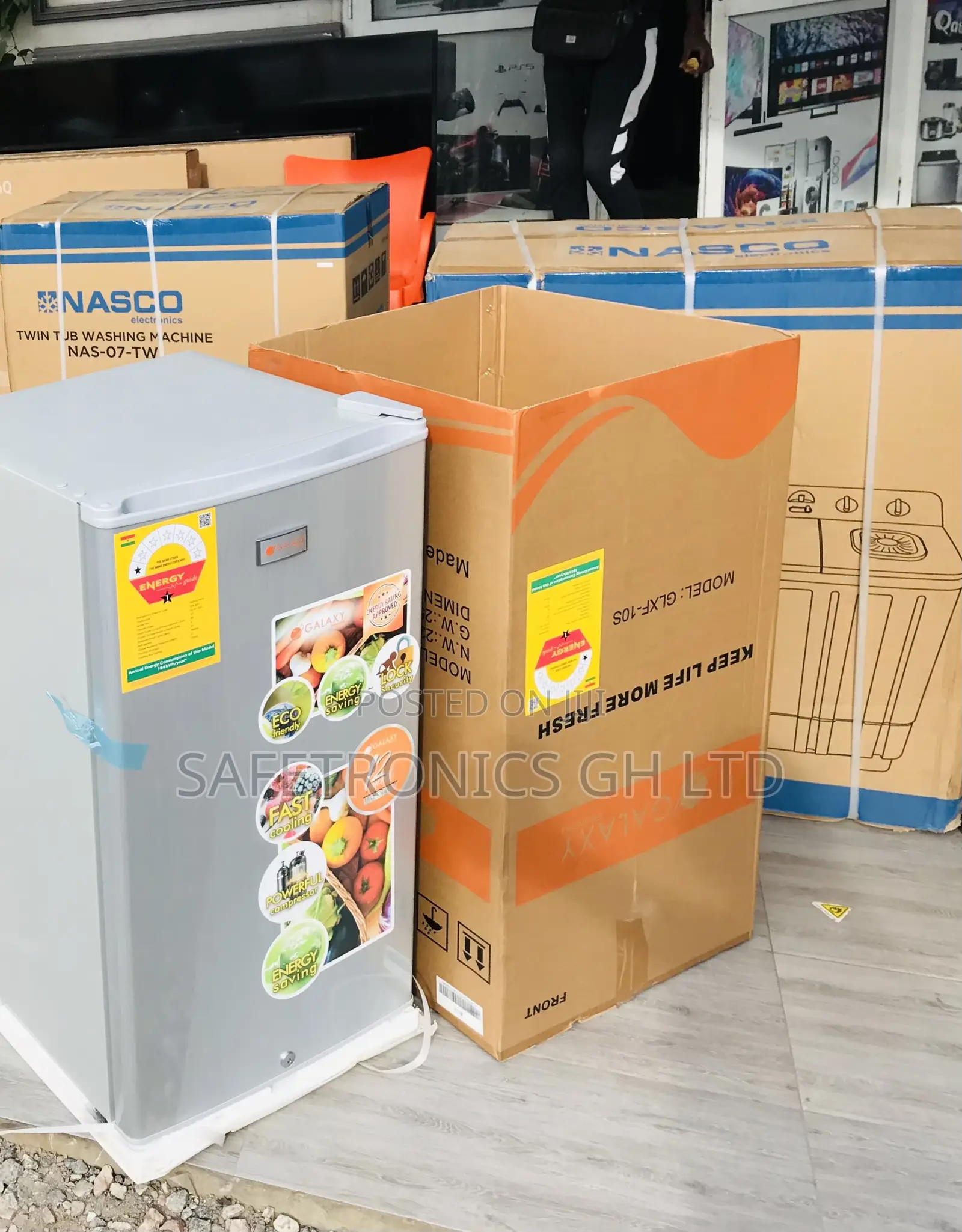 Top Mount Singledoor Galaxy Tabletop 80 Liters Gray Fridge