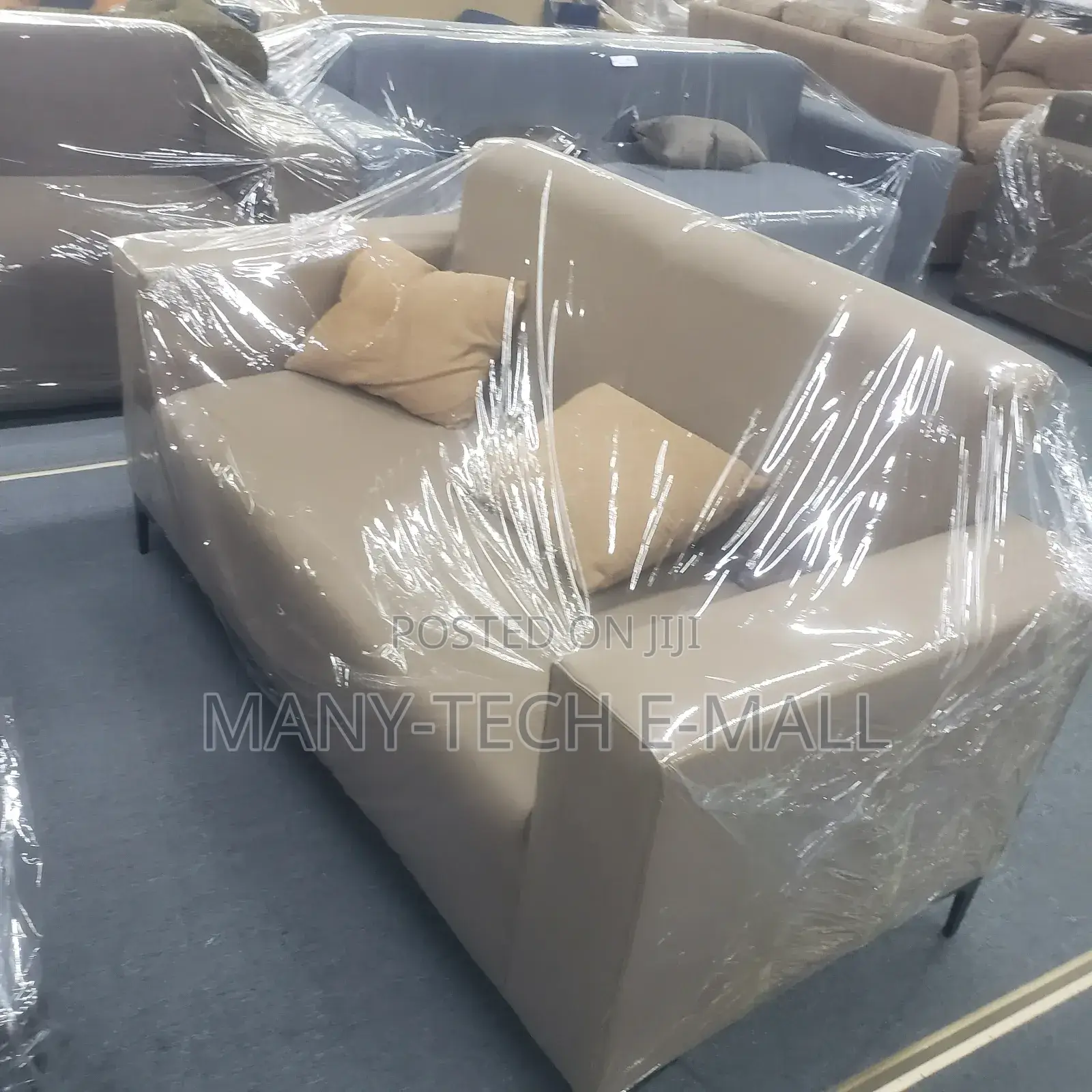Brand New 2 in 1 Sofa / Chair.