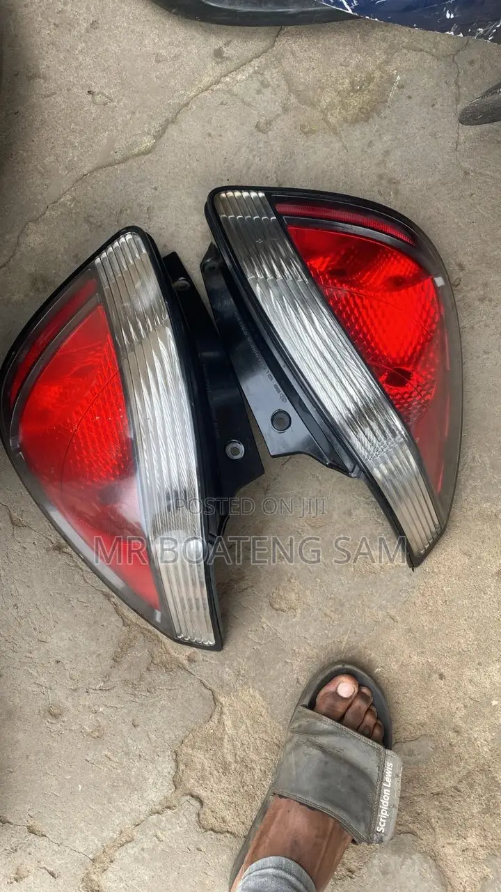 Kia Rio 5 2005 Lift Back Taillight