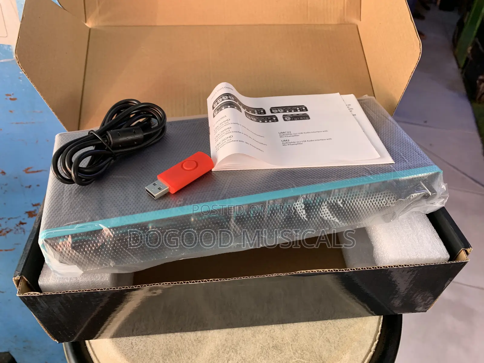 JAC-UMC404HD 4x4 USB AUDIO/MIDI INTERFACE(Sound Card)