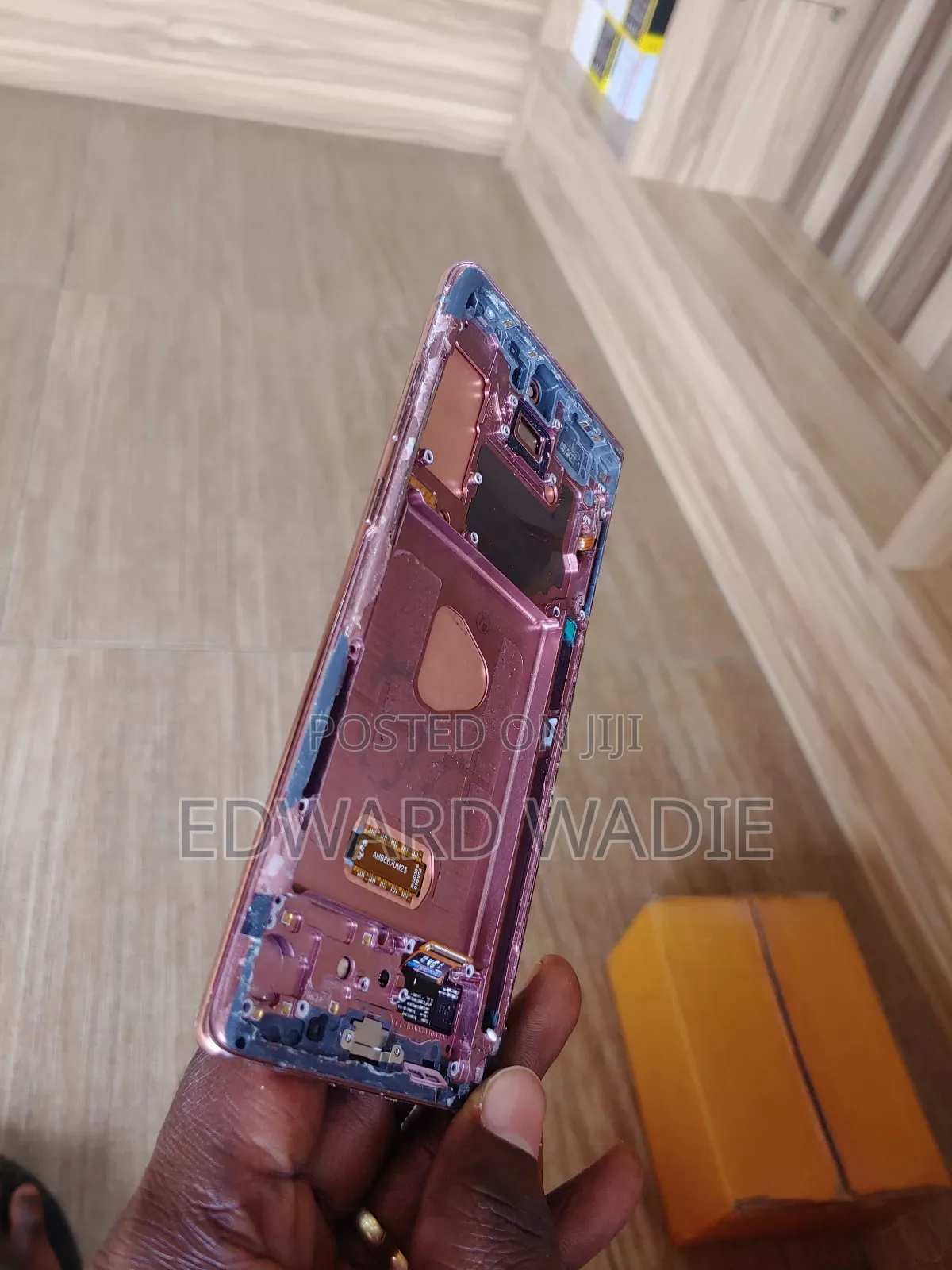 Note 20 Screen
