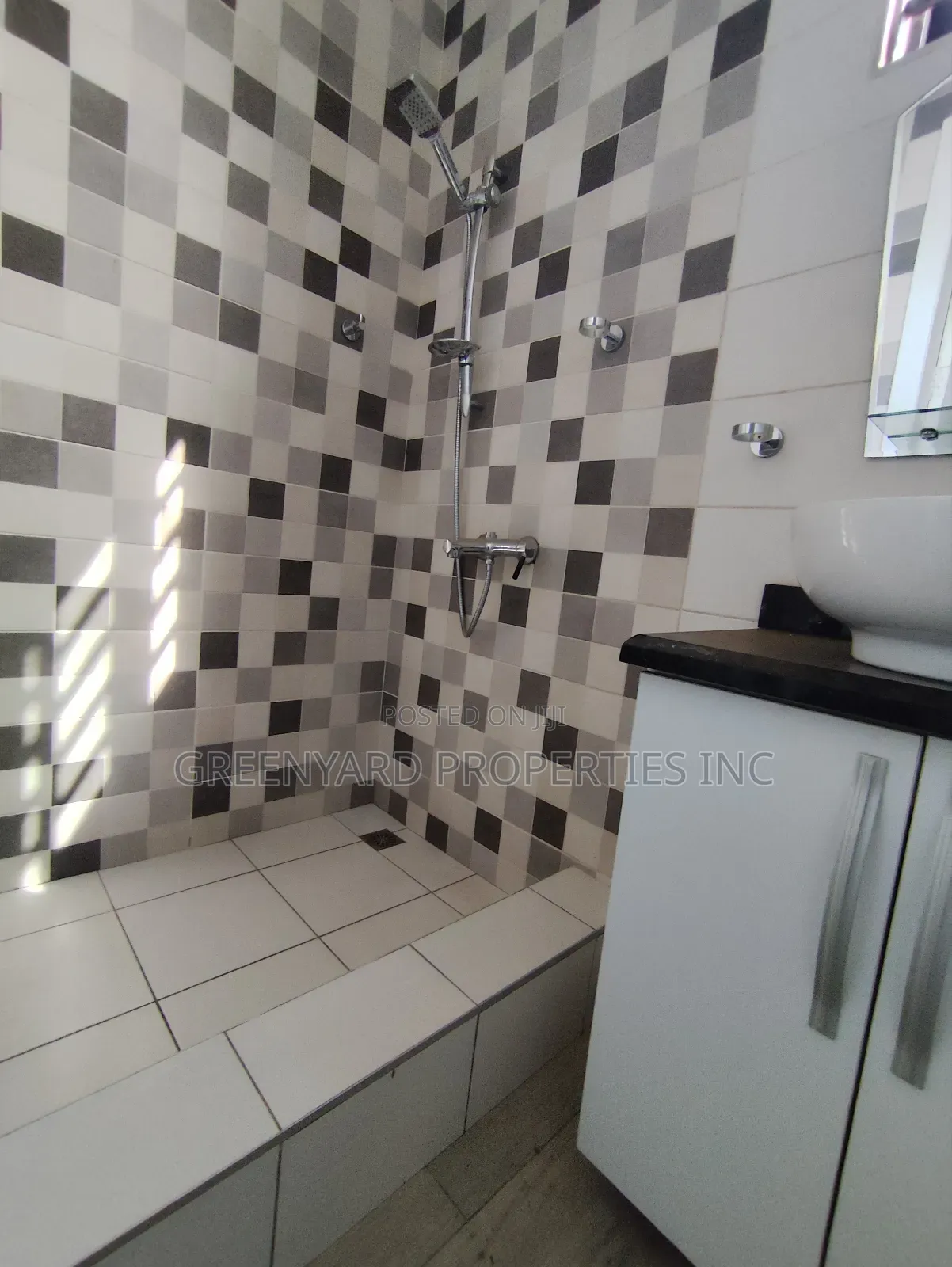 4bdrm House in East Legon Hills for rent