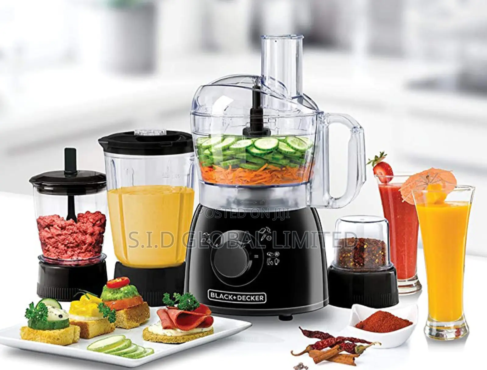 Make a Fresh Start With Black+Decker Food Processor 400W KR4