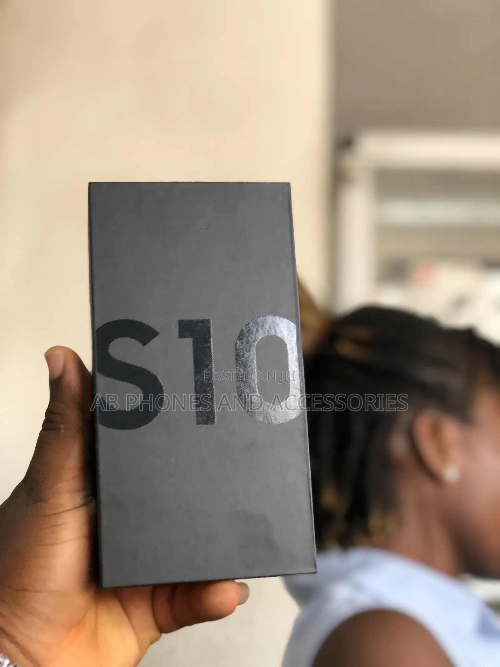 New Samsung Galaxy S10 128 GB Green