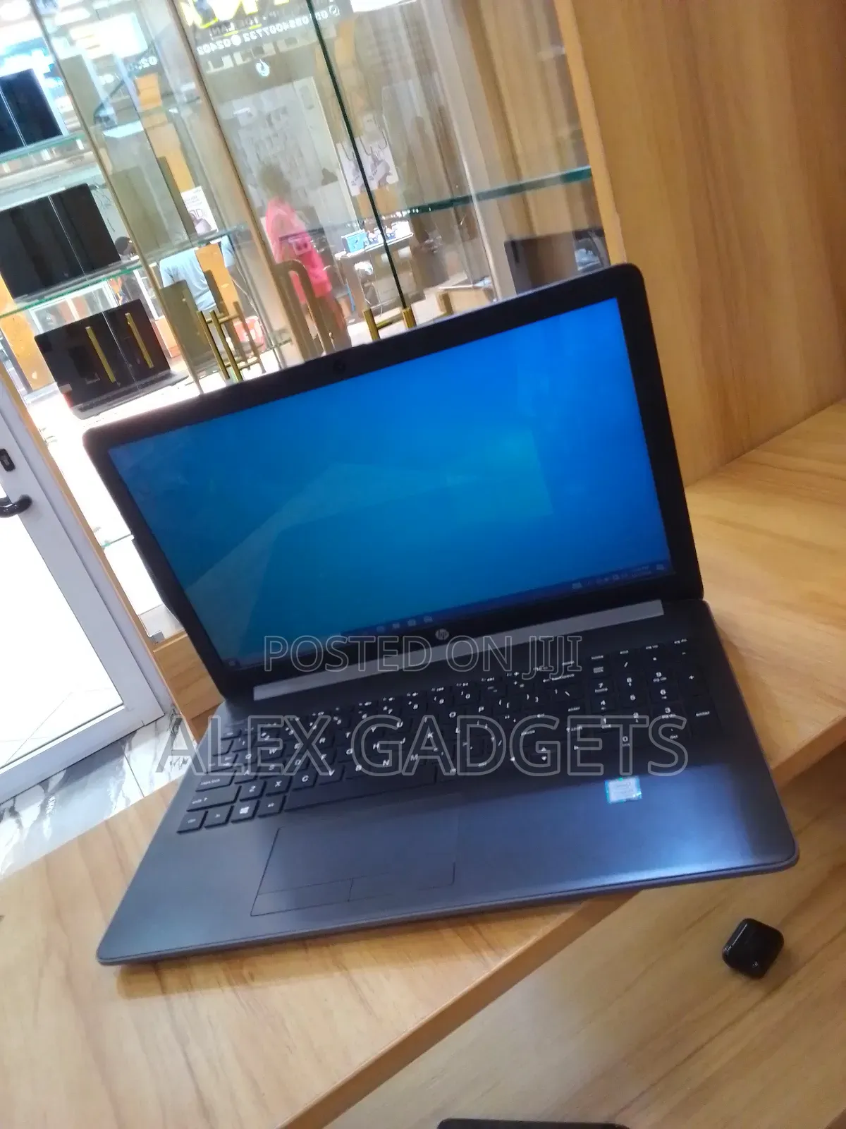 Server HP Easy Connect 8GB Intel Core I7 SSD 512GB