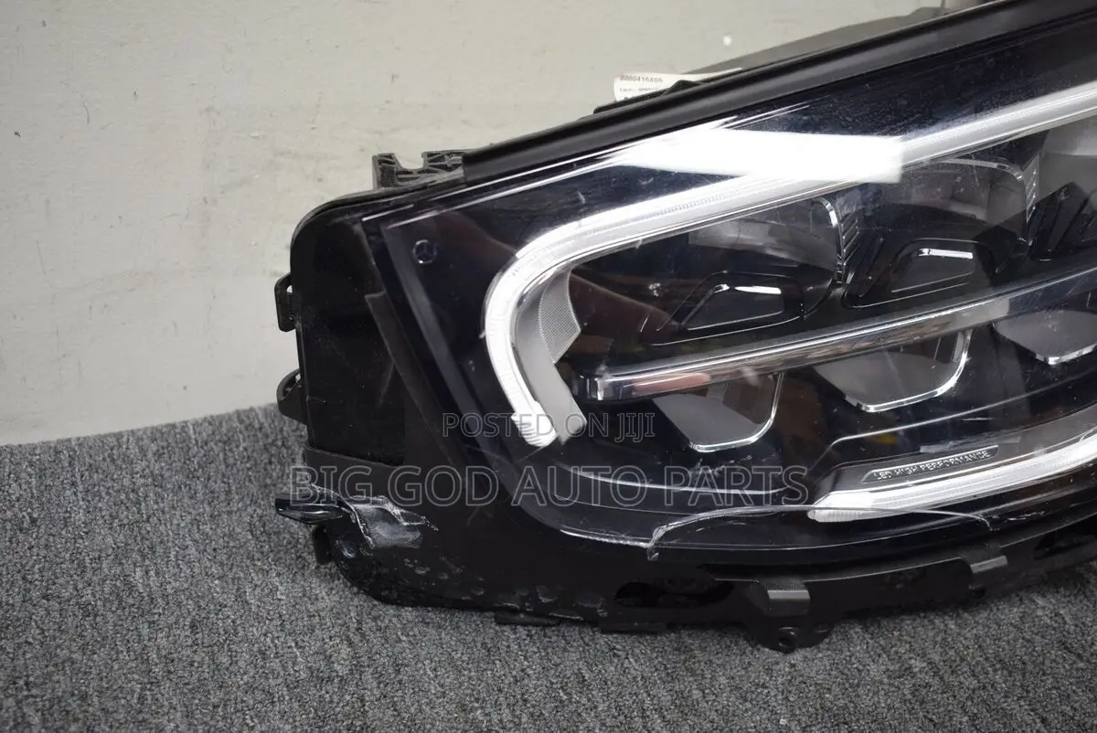 Mercedes Benz Glc300 Left Side Headlight Oem 2020 2022