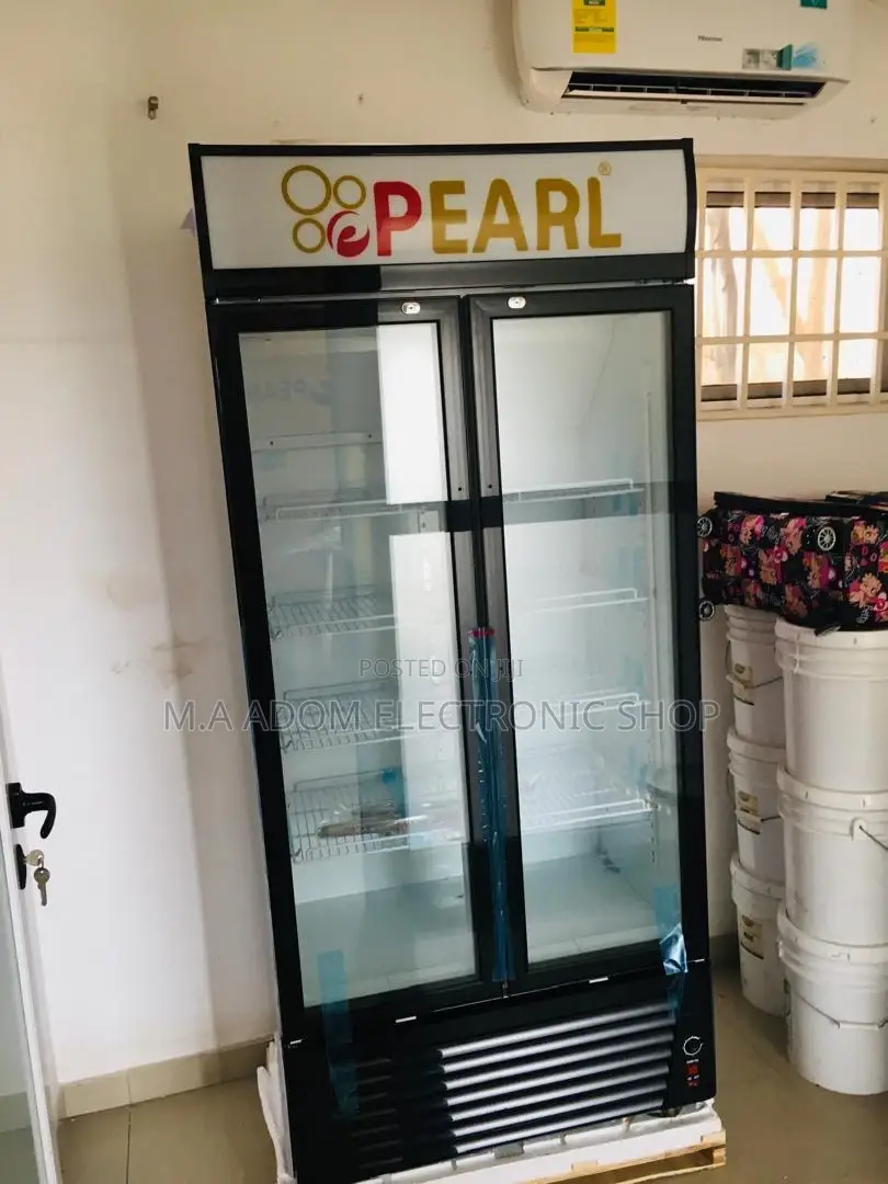 Pearl 568L Display Fridge: A Commercial Kitchen Essential