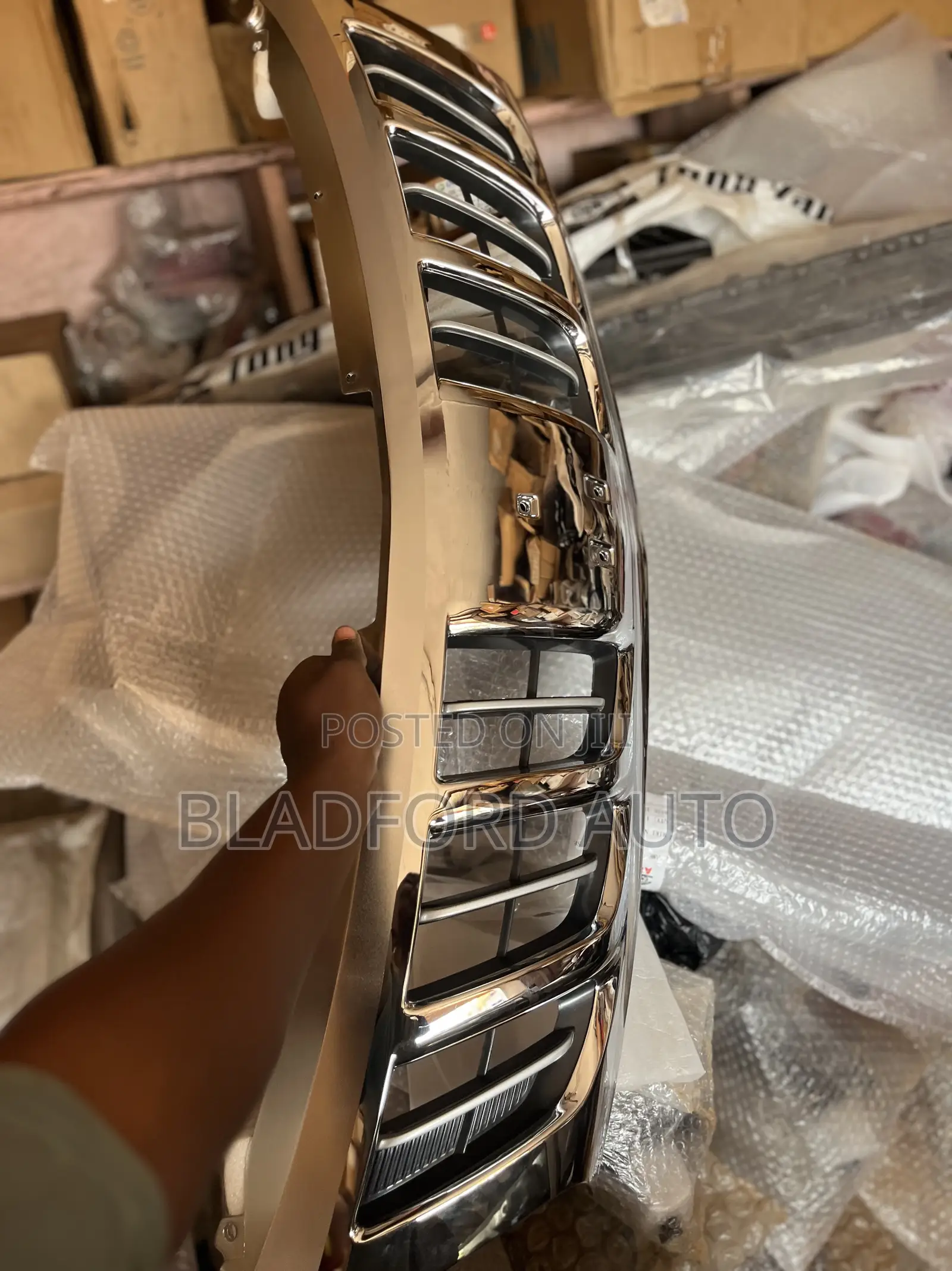 L200 2016 Front Shells