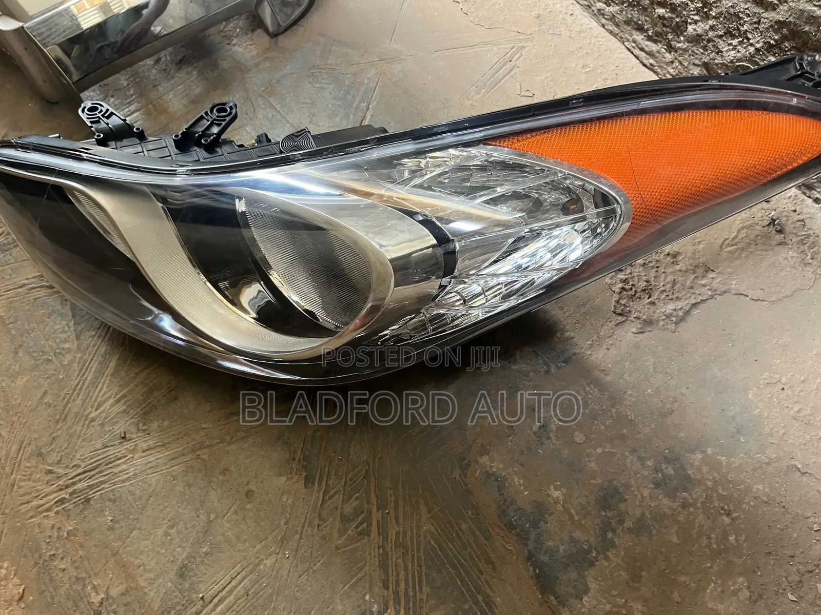 Elantra 2011-2013 Headlight Pair
