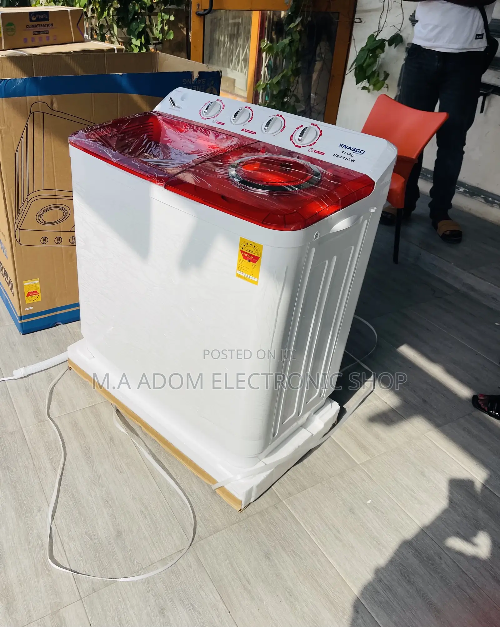 Twin Tub Nasco 11kg Top Load Electric Washing Machine.