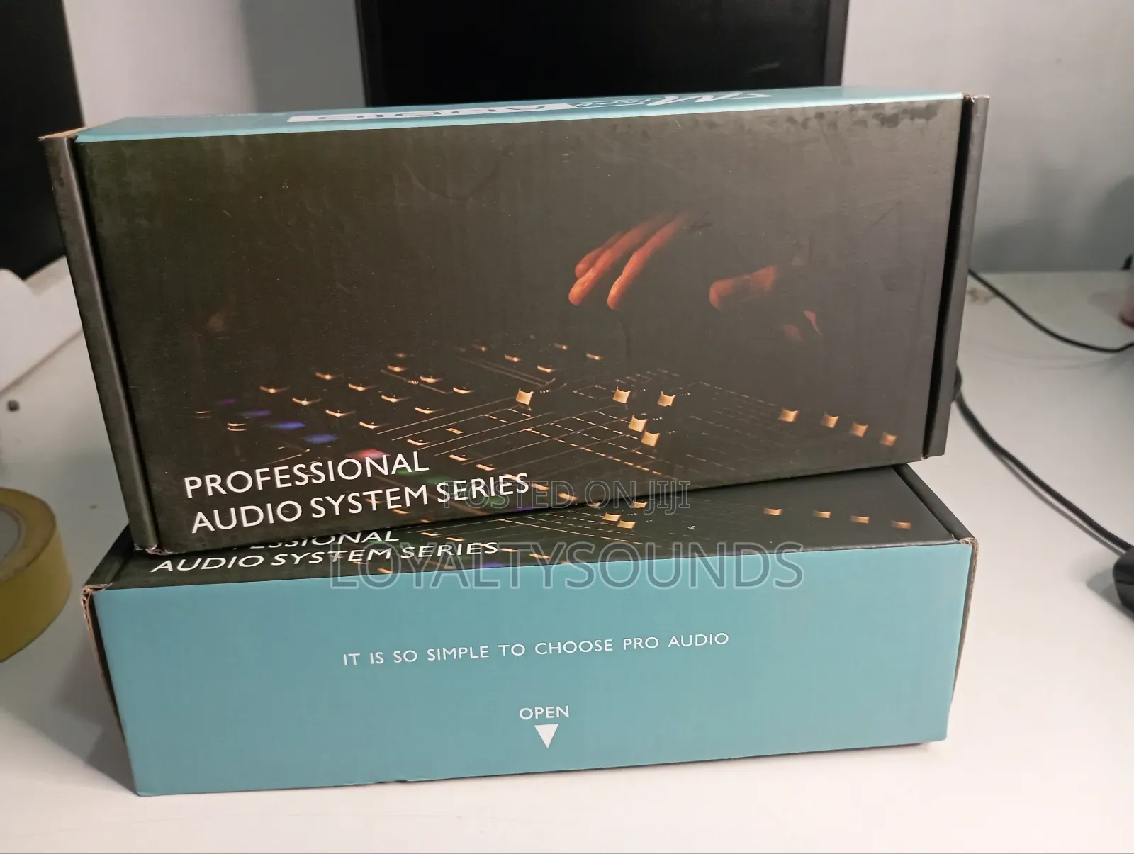 4-Way Headphone Amplifier