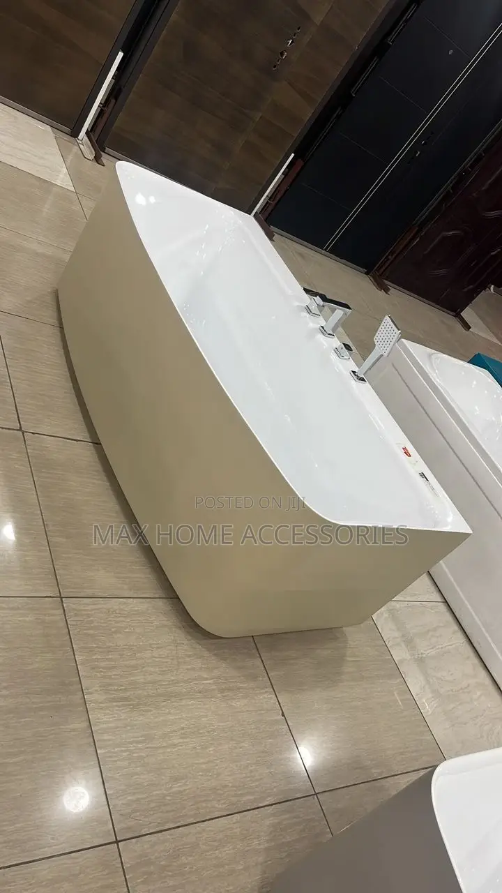 White Bath Tub