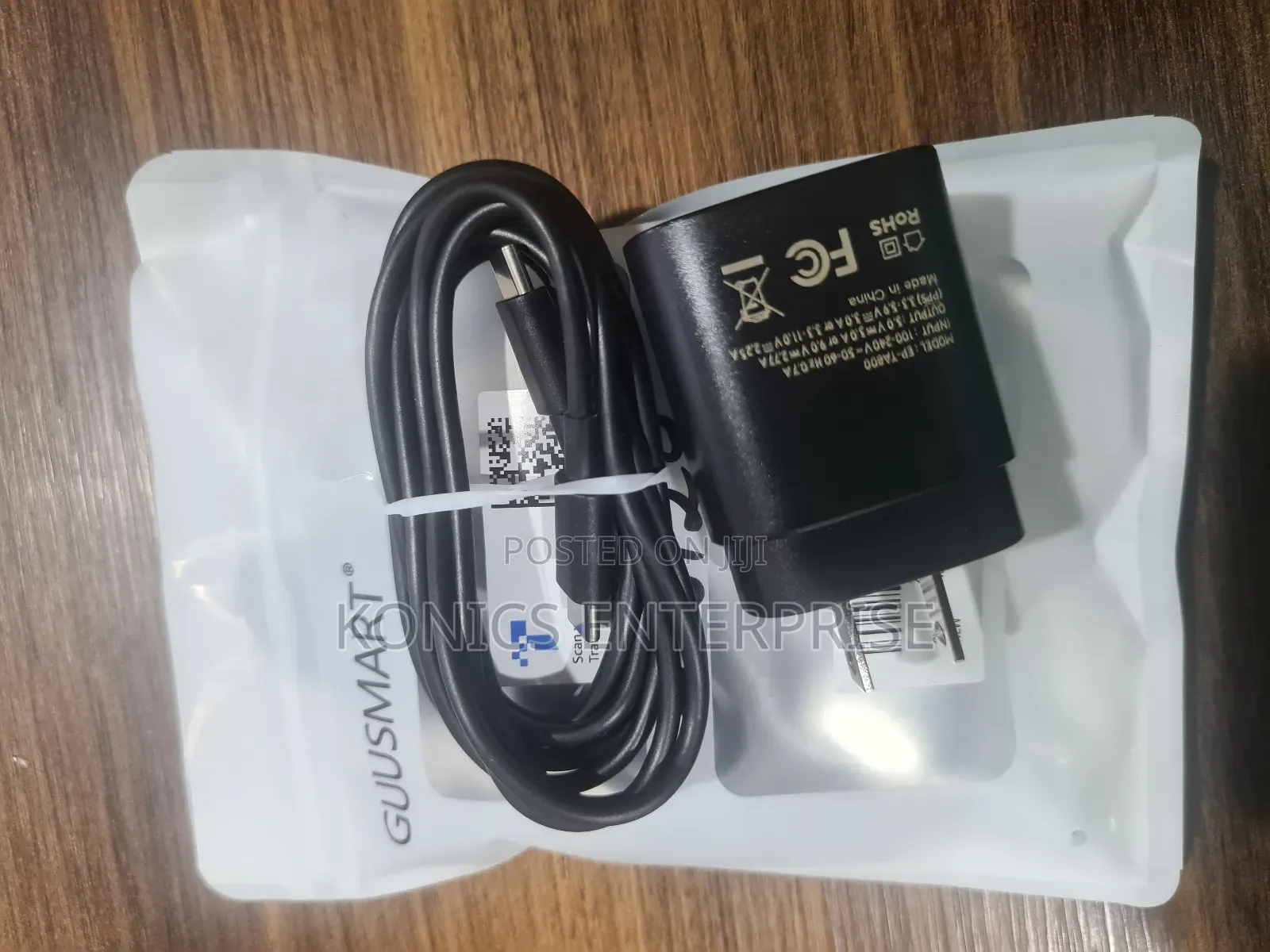 Guusmart Type C Black Charger