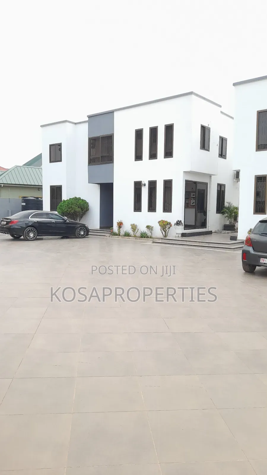 2bdrm Apartment in Adjiringanor, Adjiriganor for sale