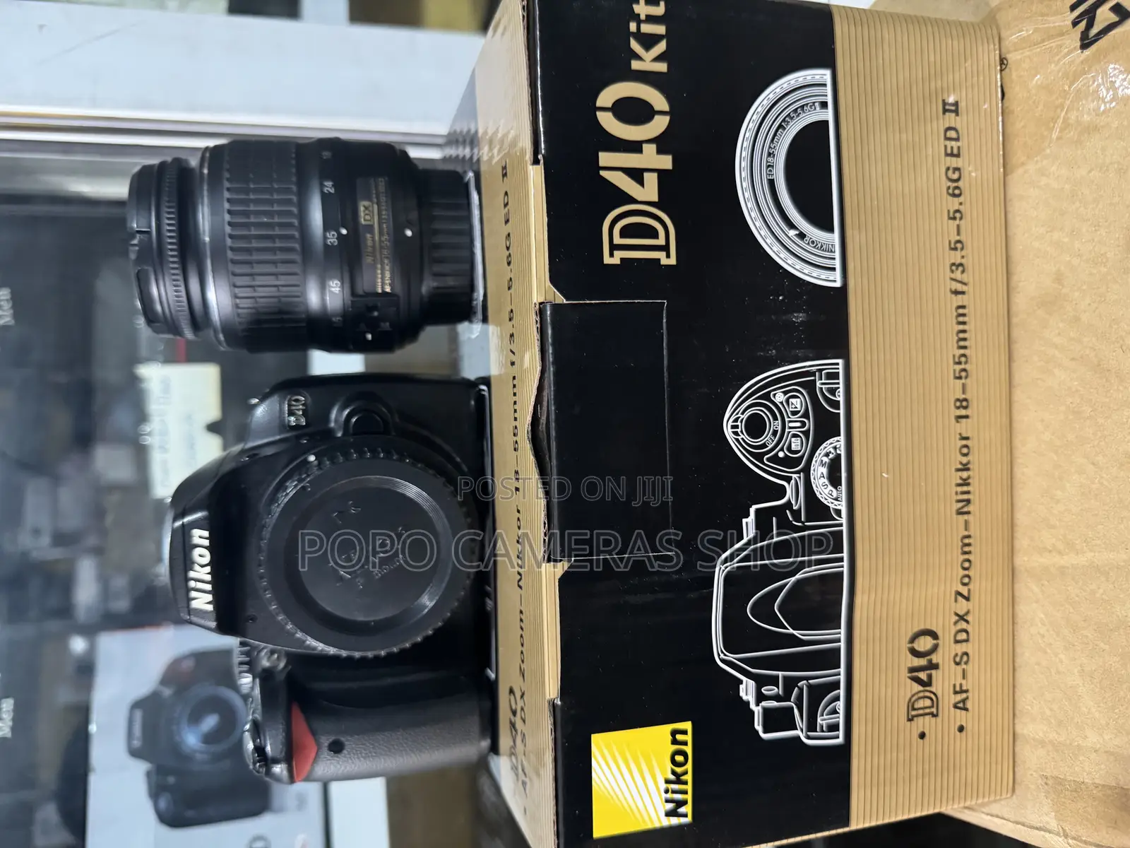 Nikon D40+ Nikkor 18-55mm Lens