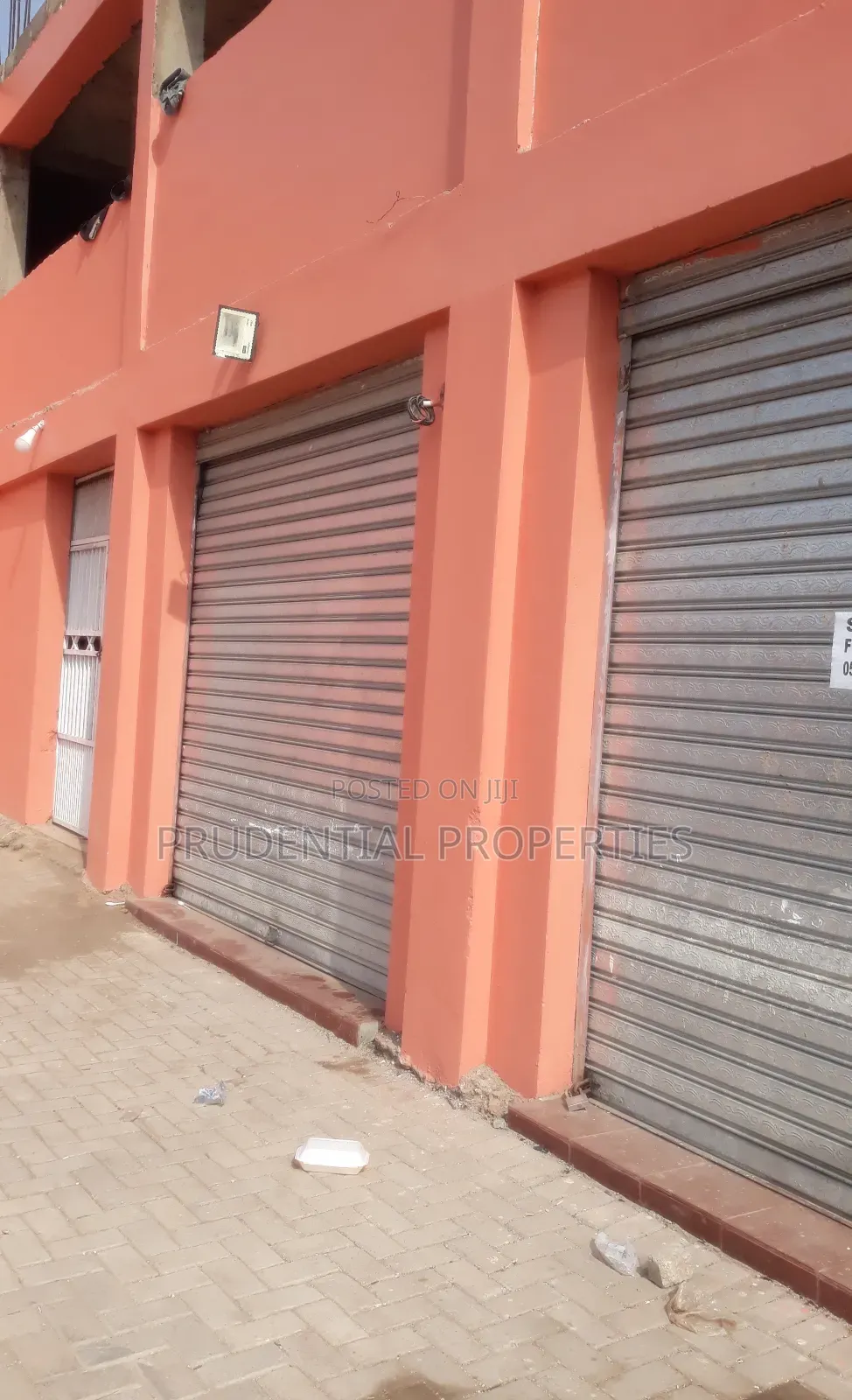 Double Shop for Rent at Anyaa