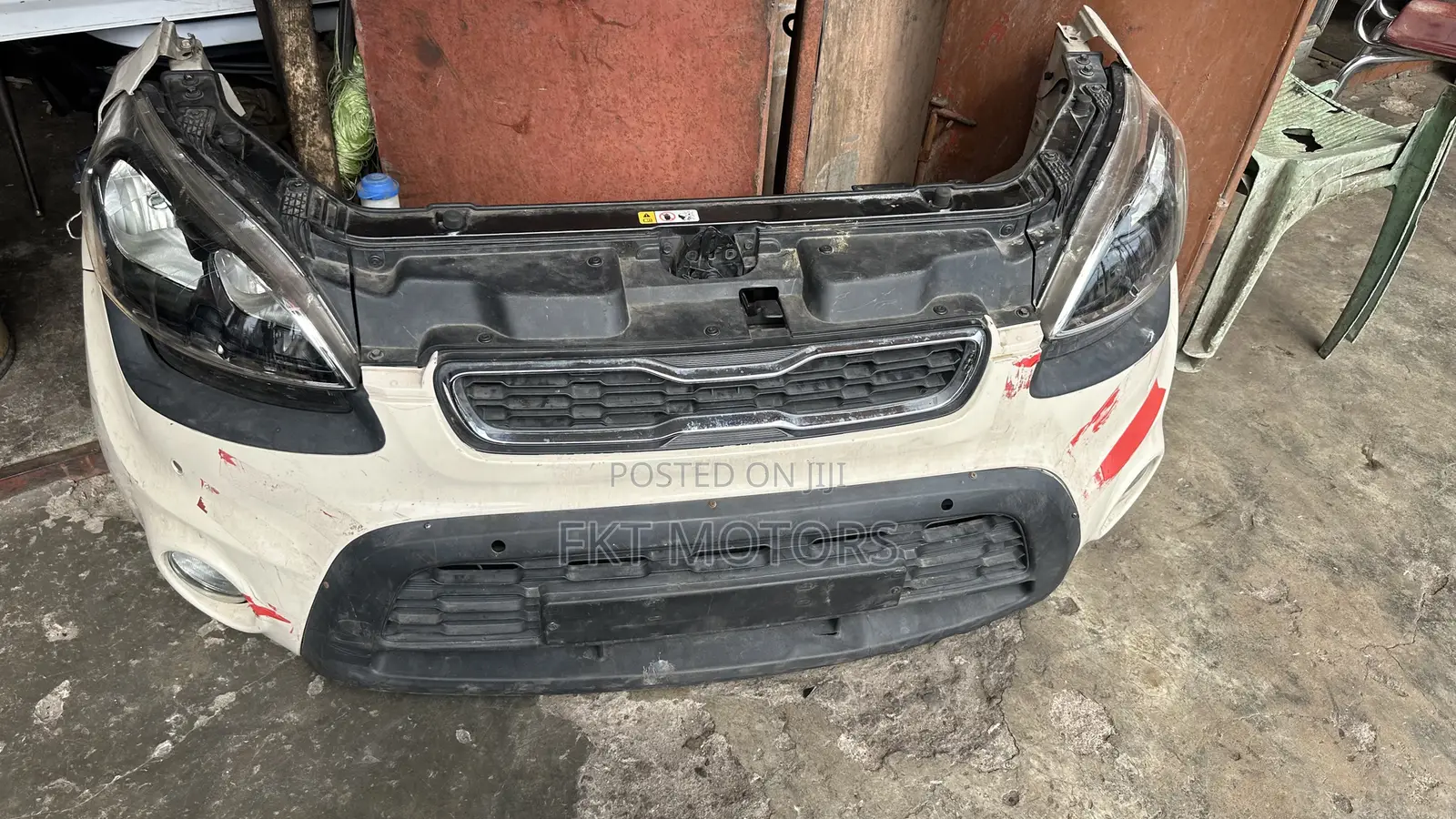 Kia Soul Front Cut