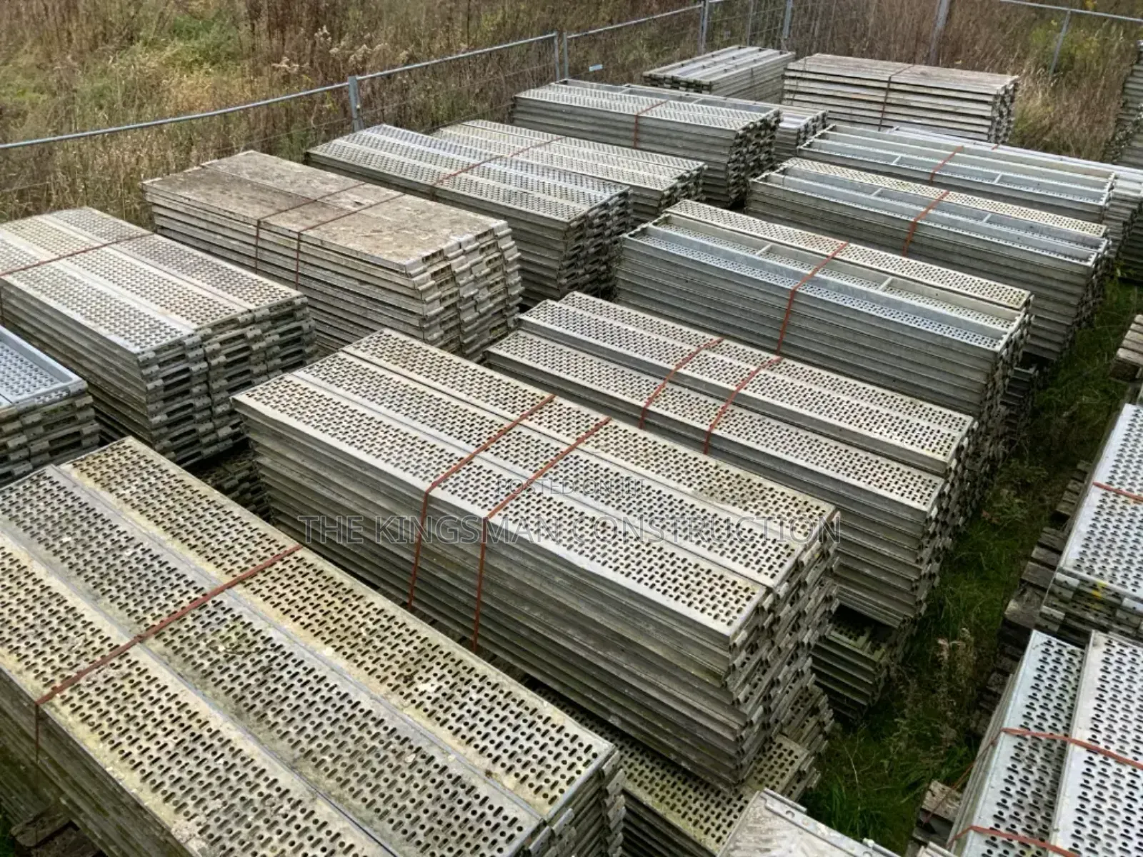 Scaffolding/Steel Props/Yallow Beams/Construction Equipment