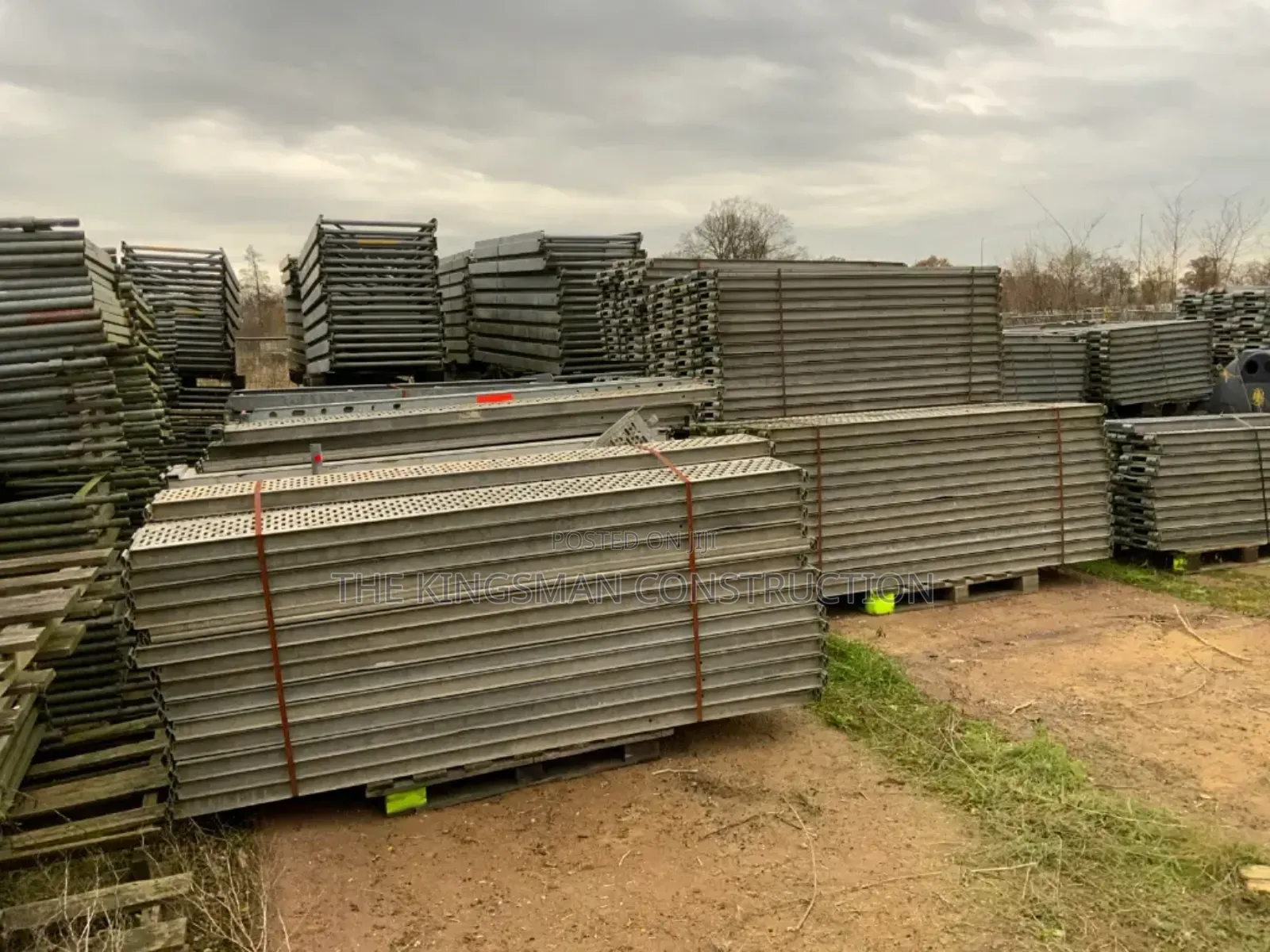 Scaffolding/Steel Props/Yallow Beams/Construction Equipment