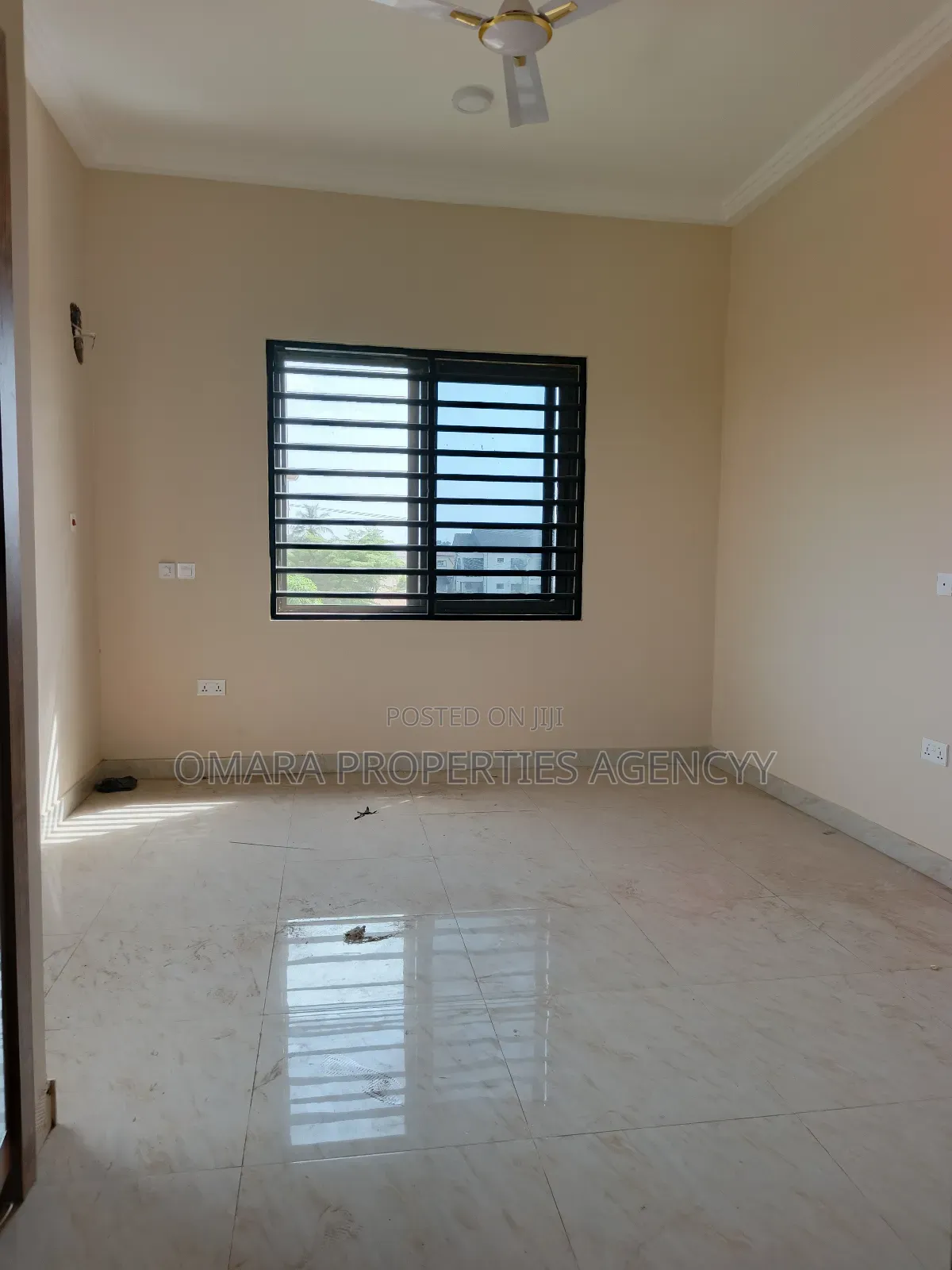 1bdrm Apartment in Madina for rent