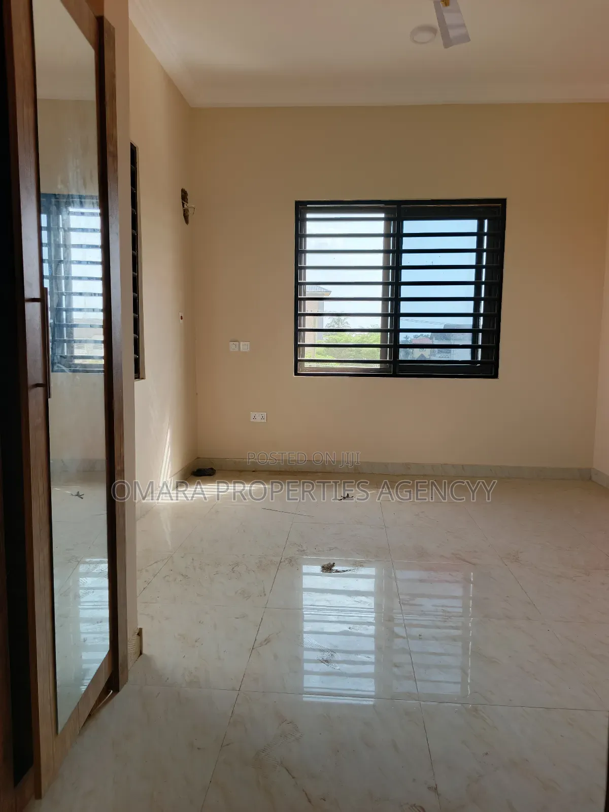 1bdrm Apartment in Madina for rent