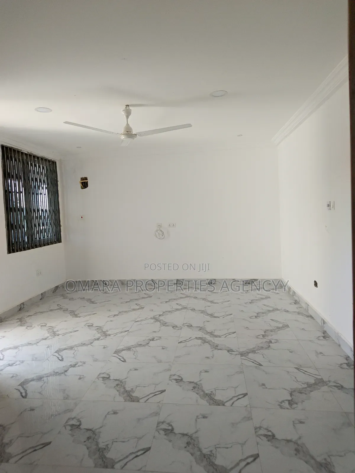 1bdrm Apartment in Madina, Dome for rent