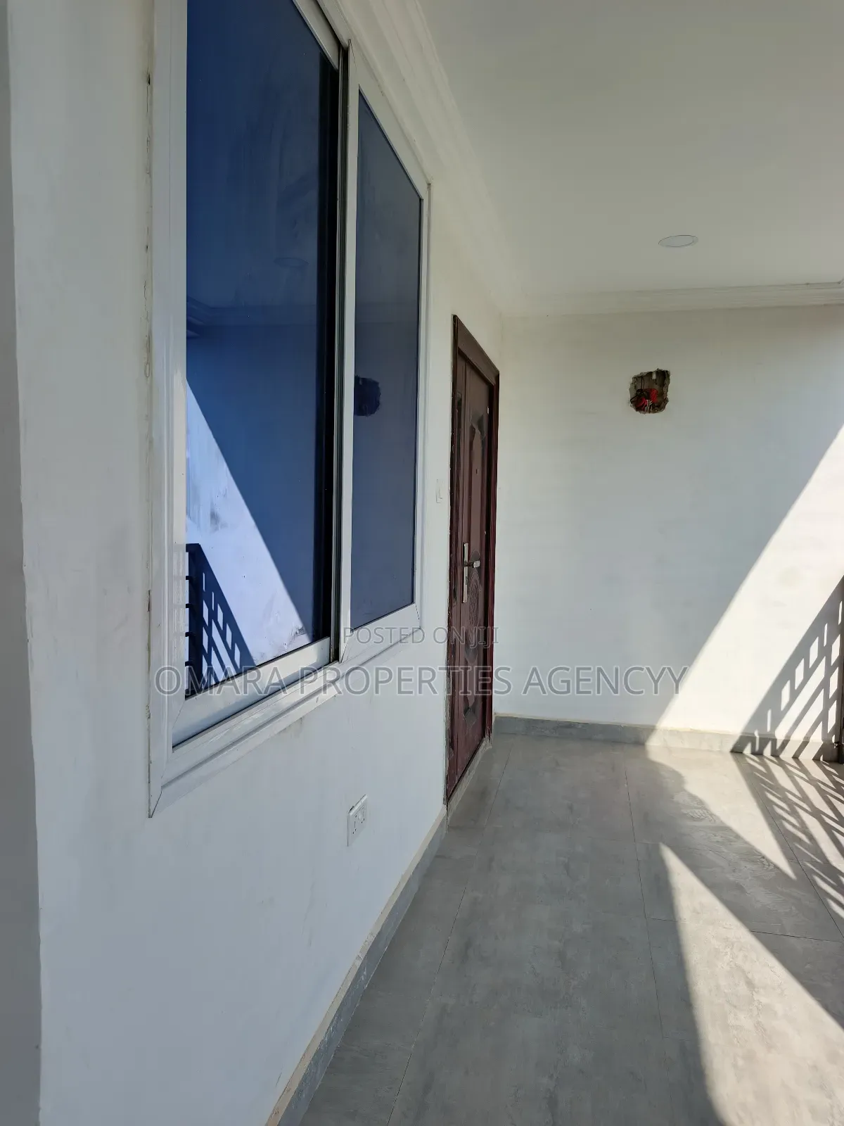 1bdrm Apartment in Madina, Dome for rent