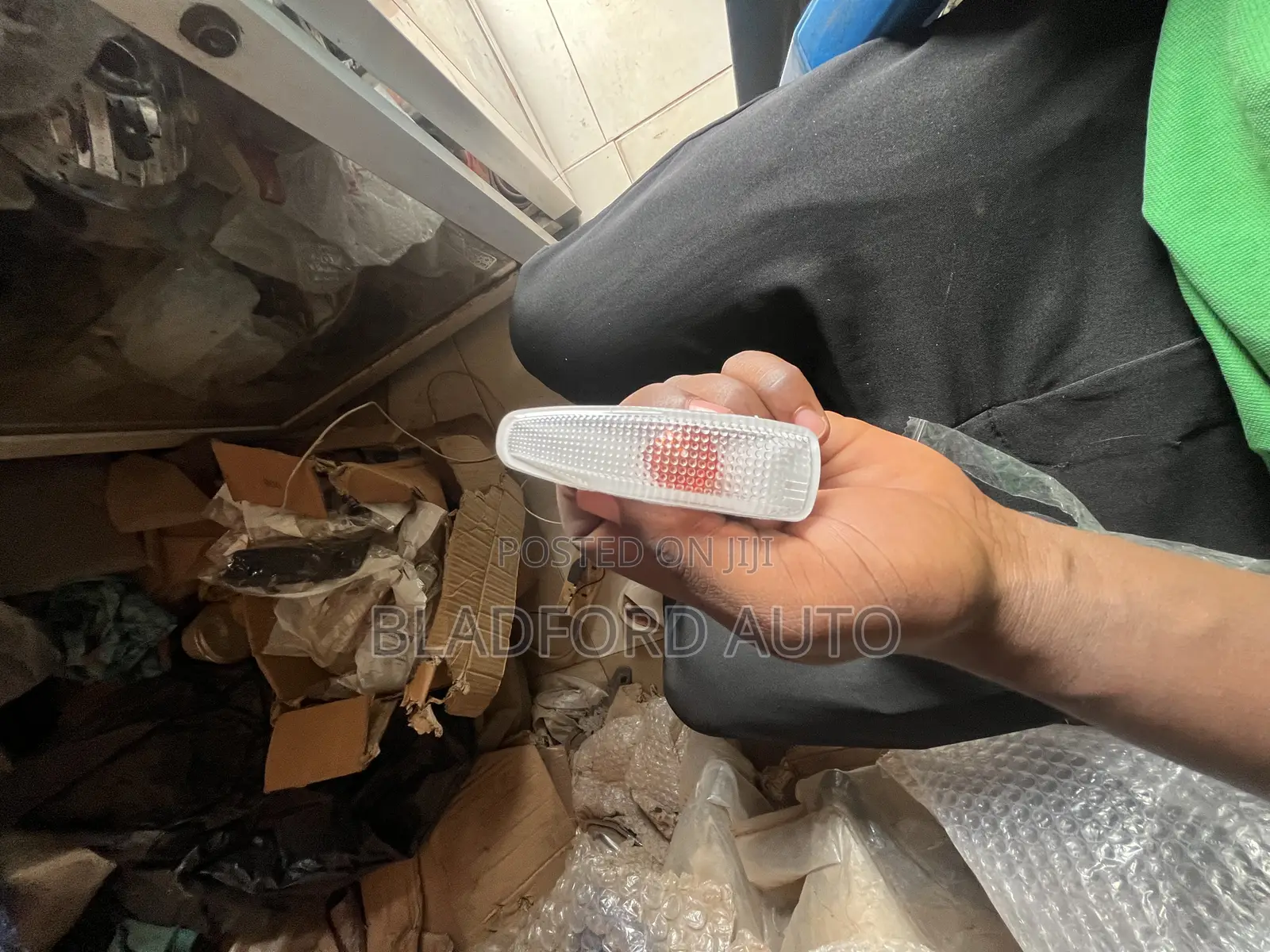 L200 2016 Triton Fender Light Pair