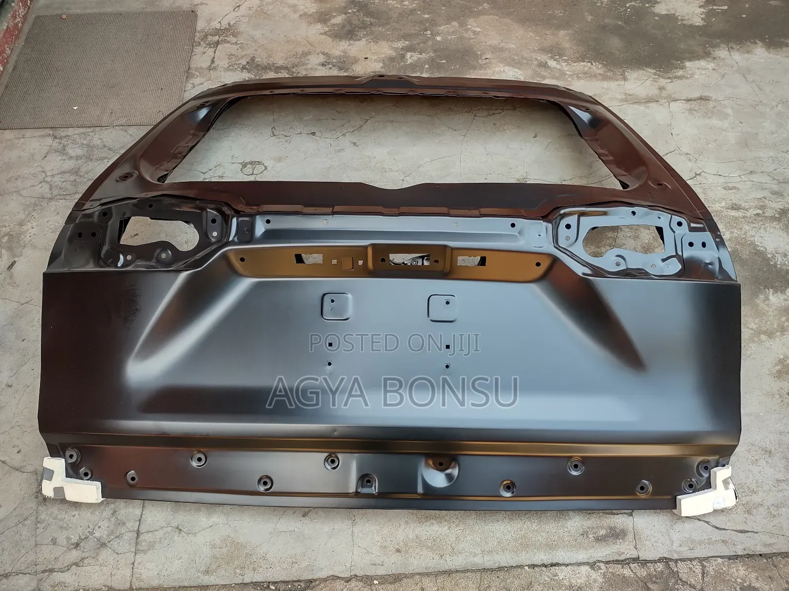2019 2020 2022 Toyota RAV4 Empty Boot Booth Trunk Lid Door