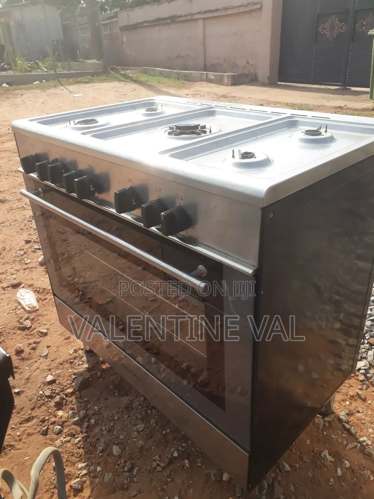 Kenwood Gas Cooker With 5 Burners