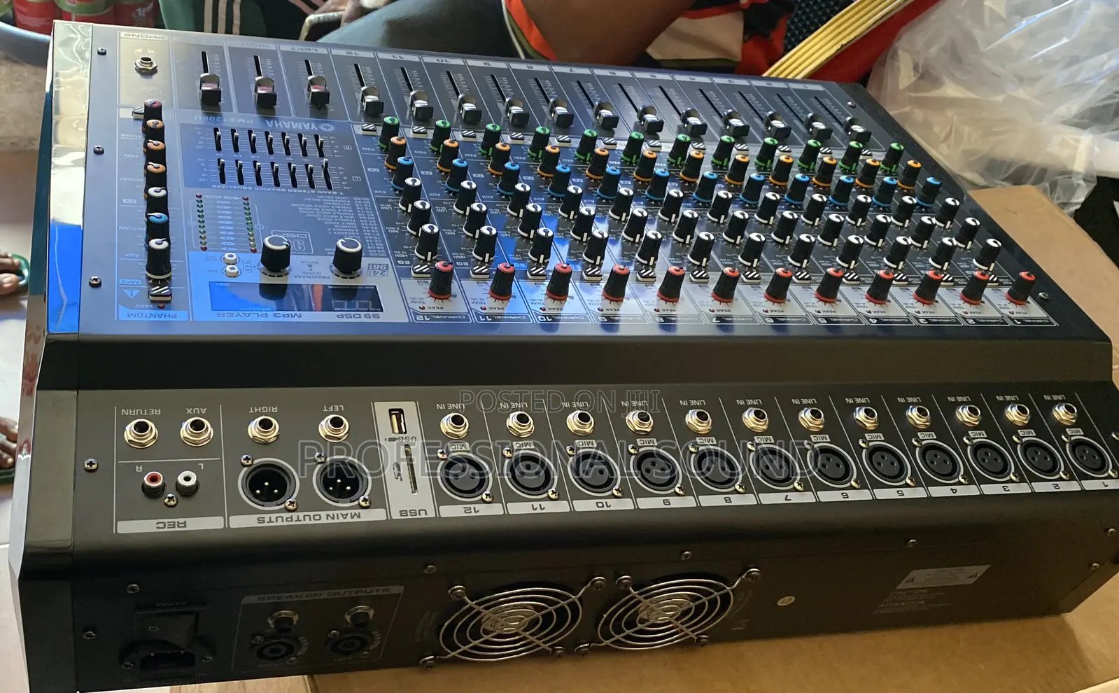 Yamaha Pmx12 Mixer