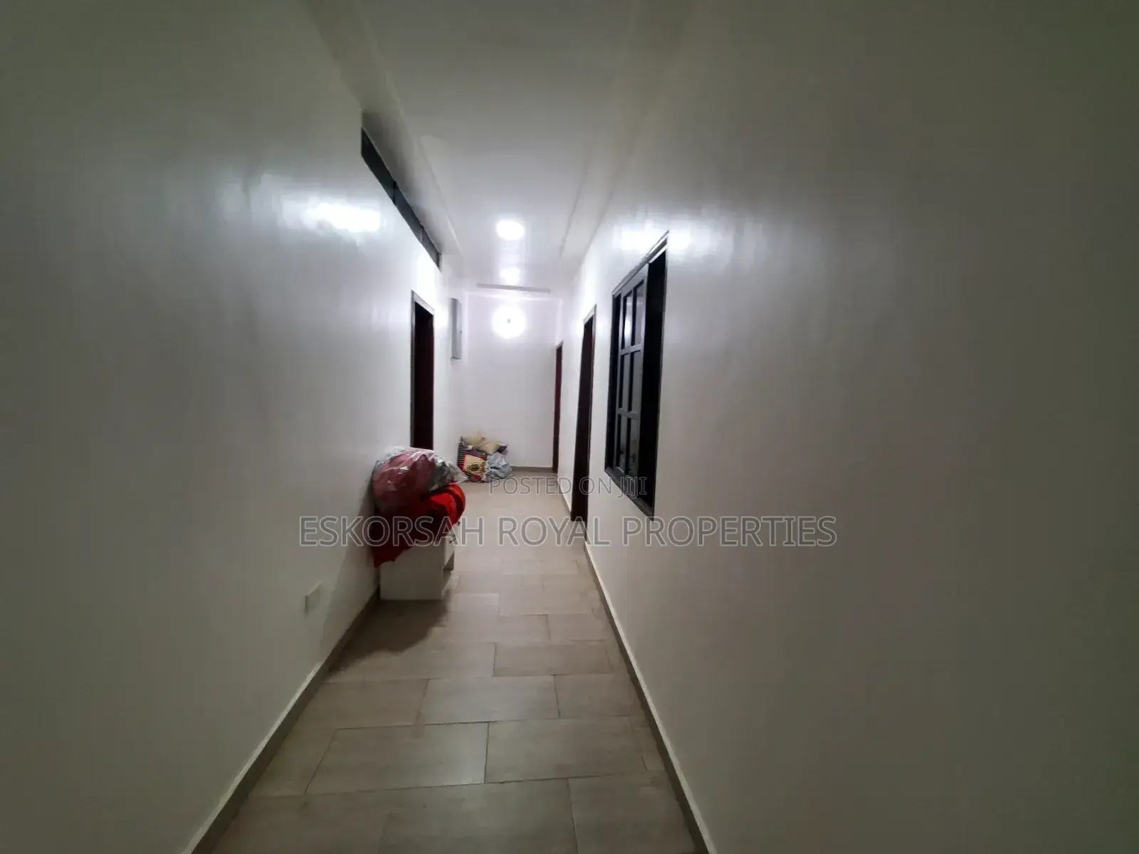 Furnished 2bdrm Townhouse/Terrace in C P L Estate, School Junction