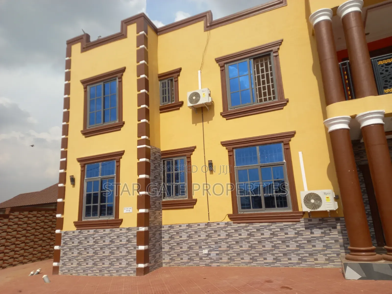 Furnished 14bdrm House in 14 Bedrooms House, Kumasi Metropolitan
