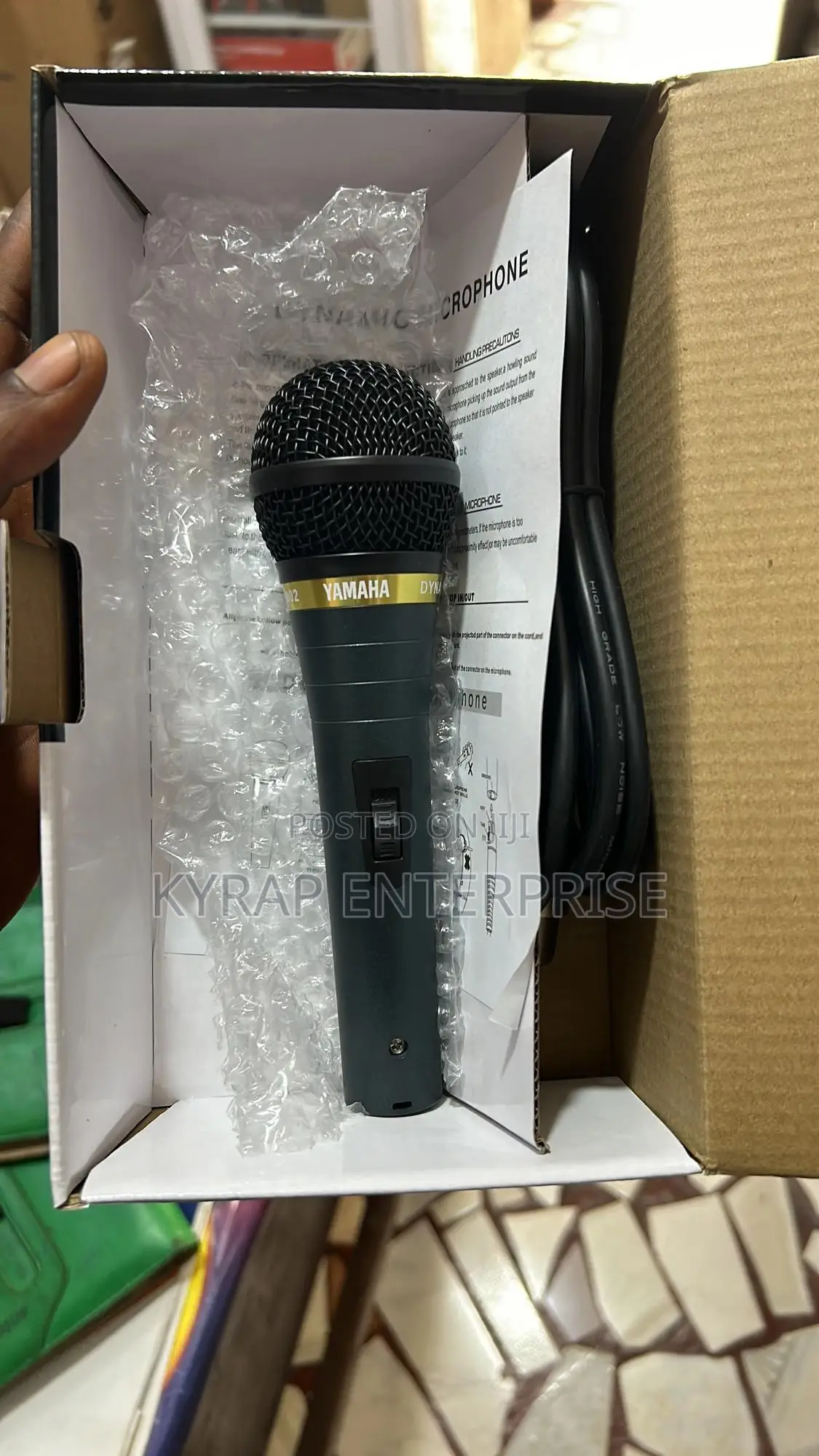 Yamaha Cord Microphone