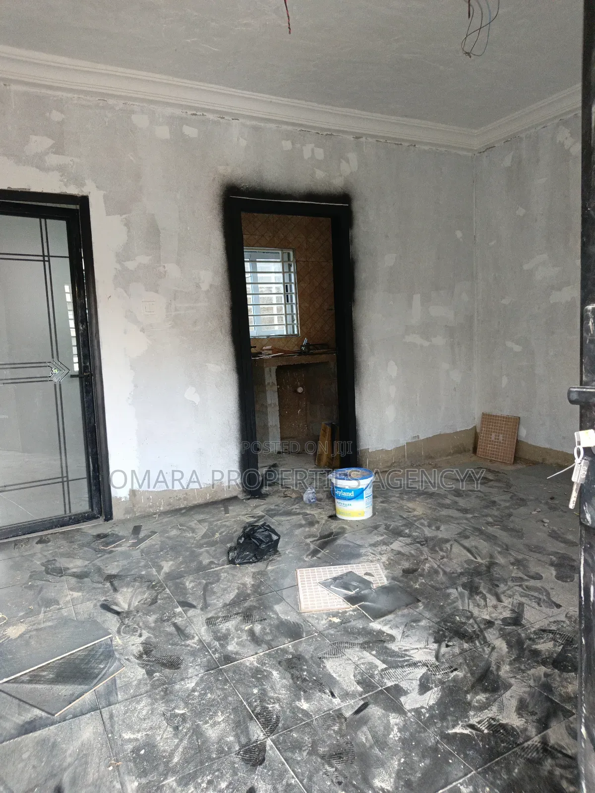1bdrm Apartment in Madina for rent