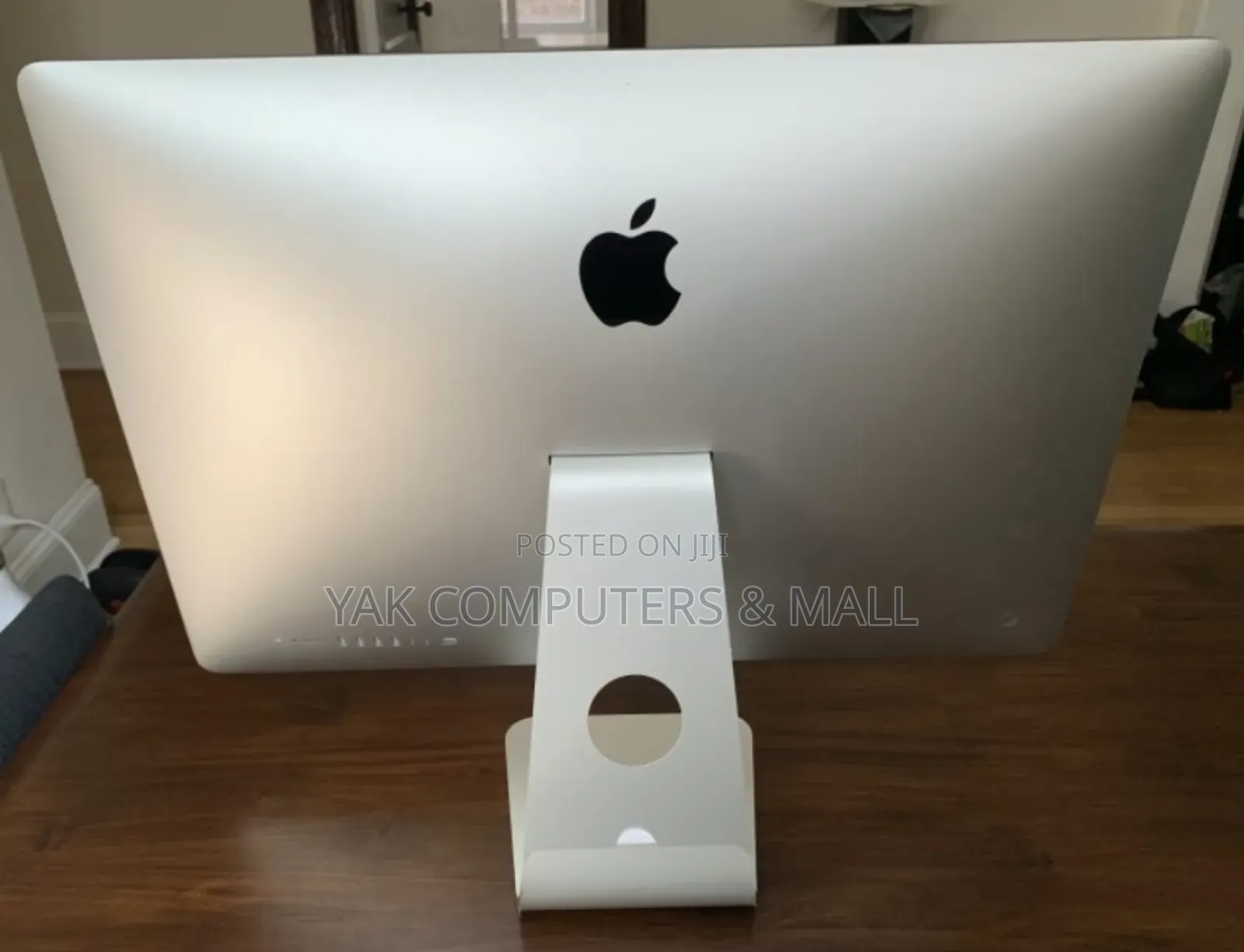 Desktop Computer Apple iMac 32GB Intel Core I7 SSD 512GB