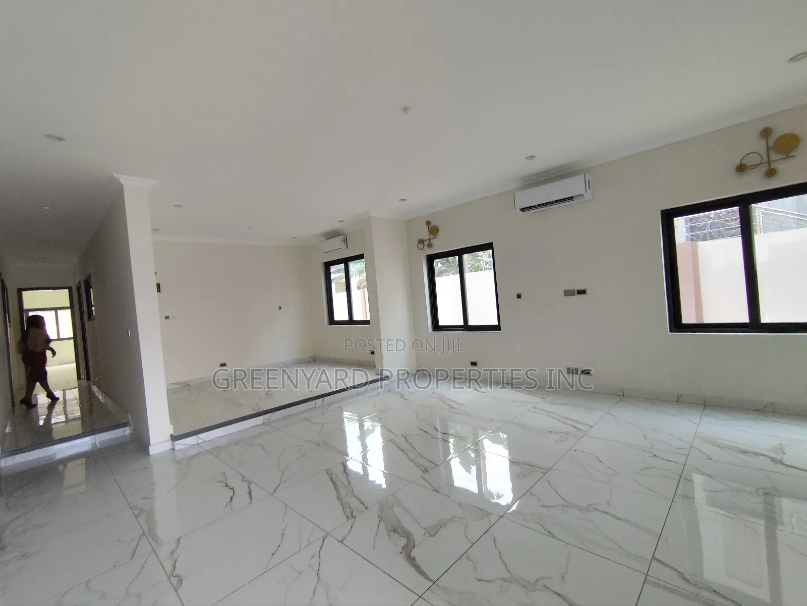 3bdrm Apartment in A&C, East Legon for rent