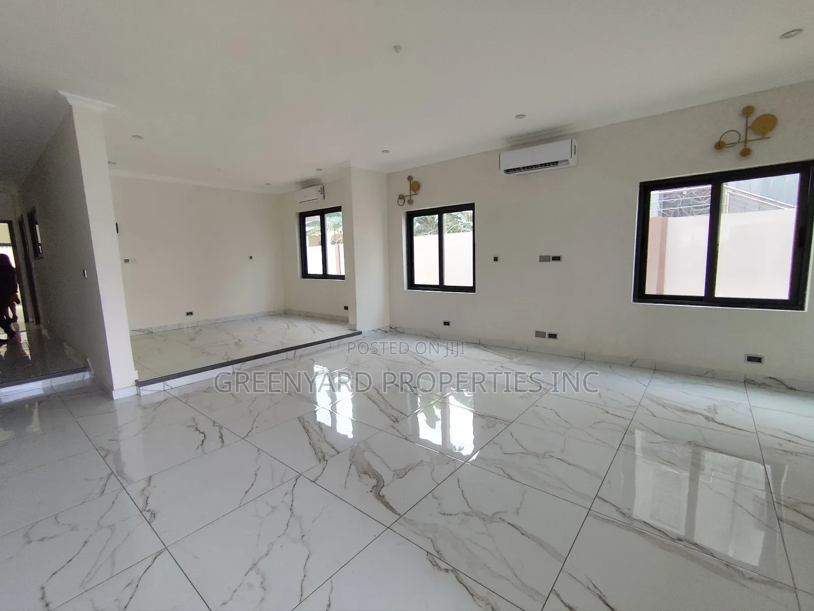 3bdrm Apartment in A&C, East Legon for rent