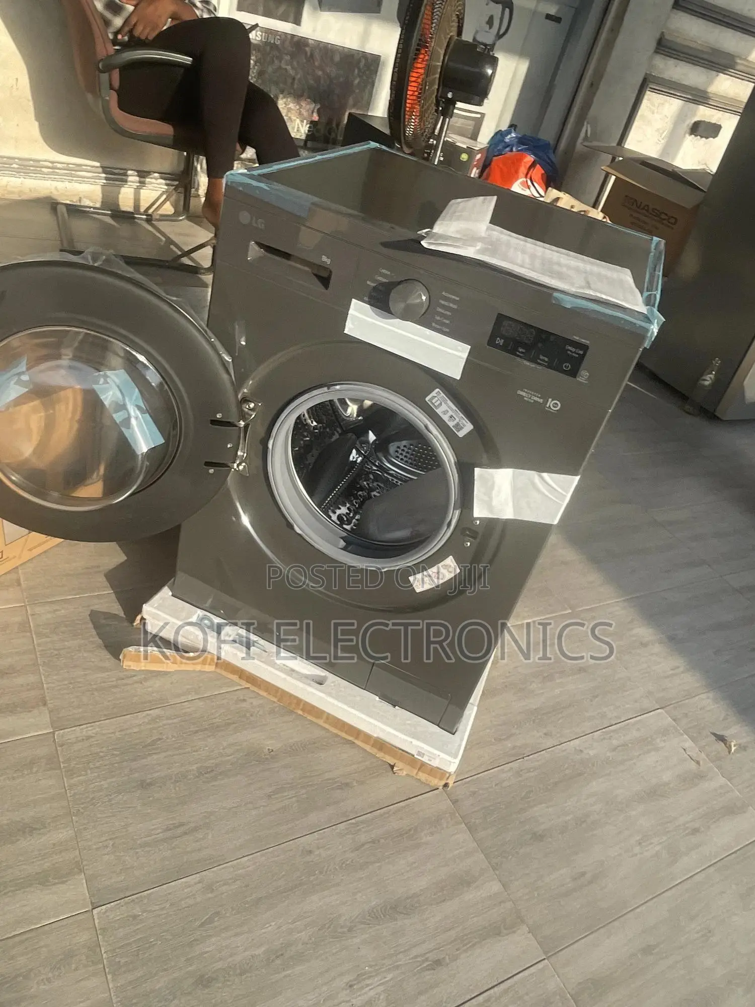 A New Steam LG F2Y1TYP6J 8kg Front Load Washing Machine