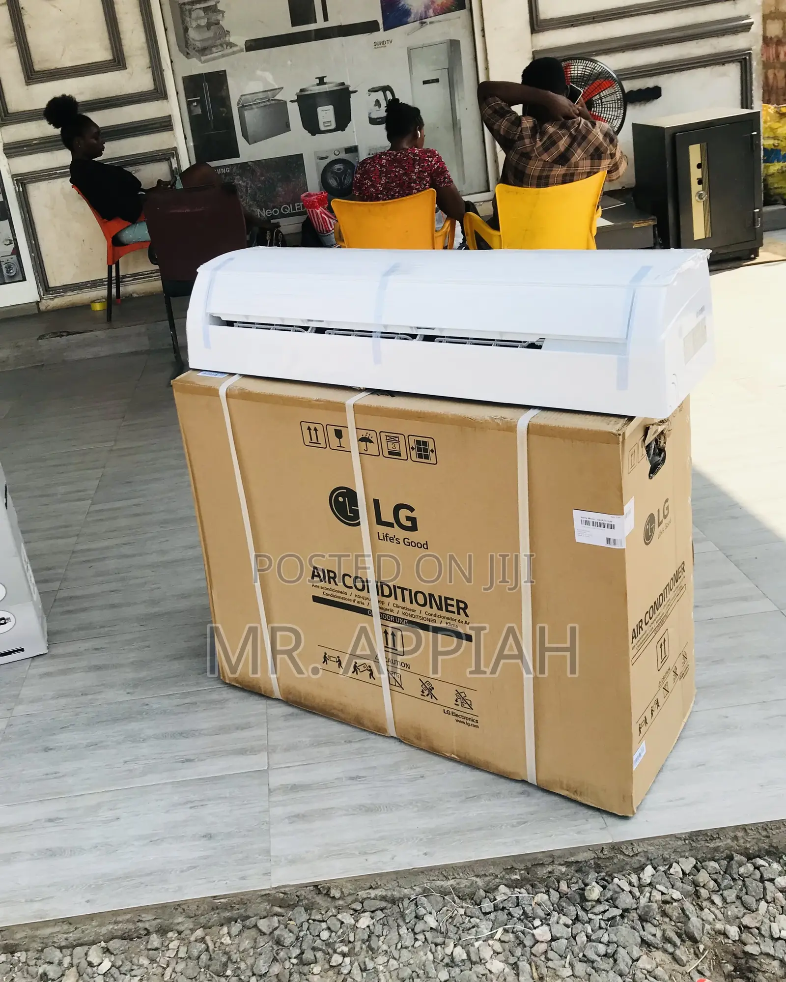 Authentic LG S12ATC 1.5hp Split Inverter Air Conditioner.