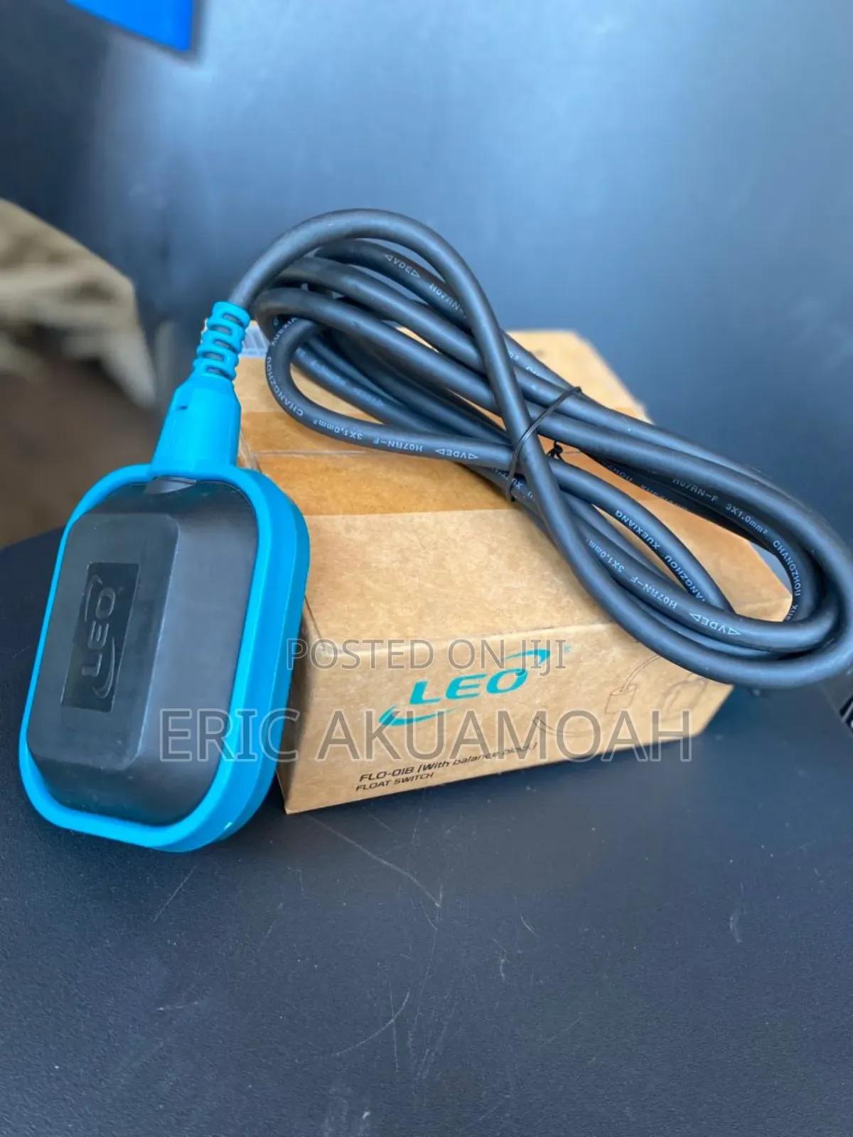 Leo Float SWTCH