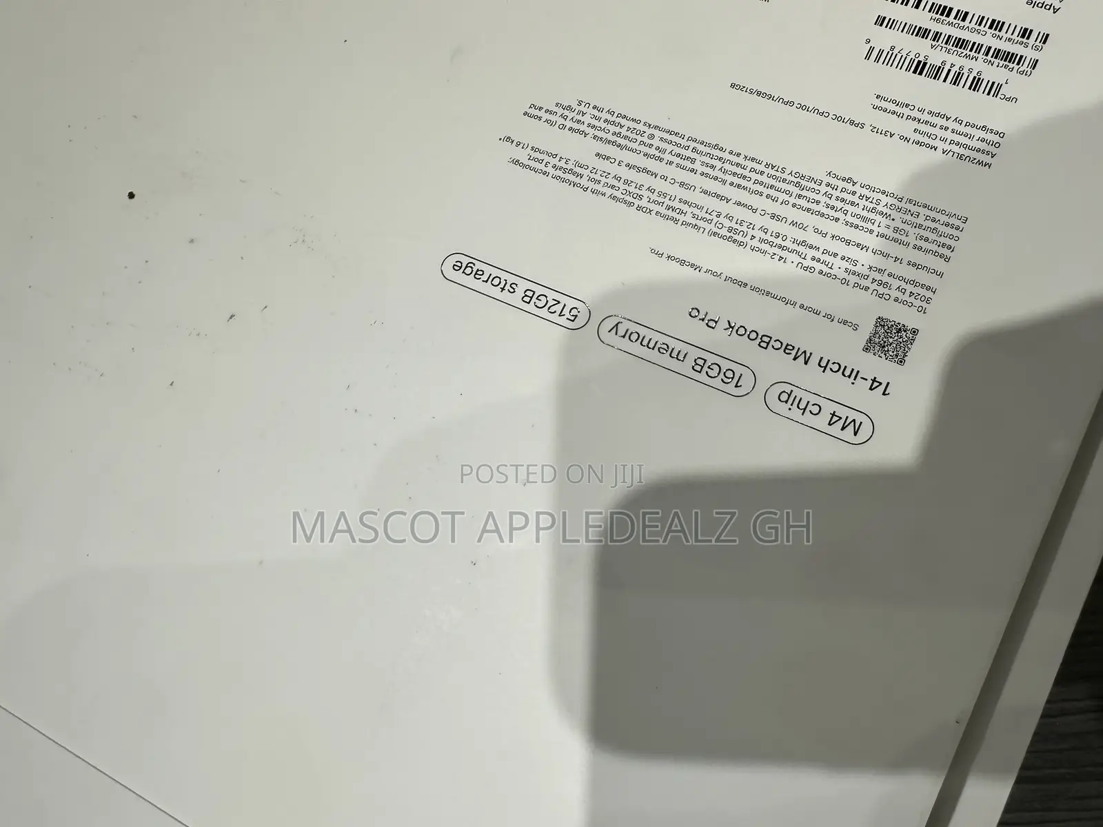New Laptop Apple MacBook Pro 2024 M4 16GB Apple M4 SSD 512GB