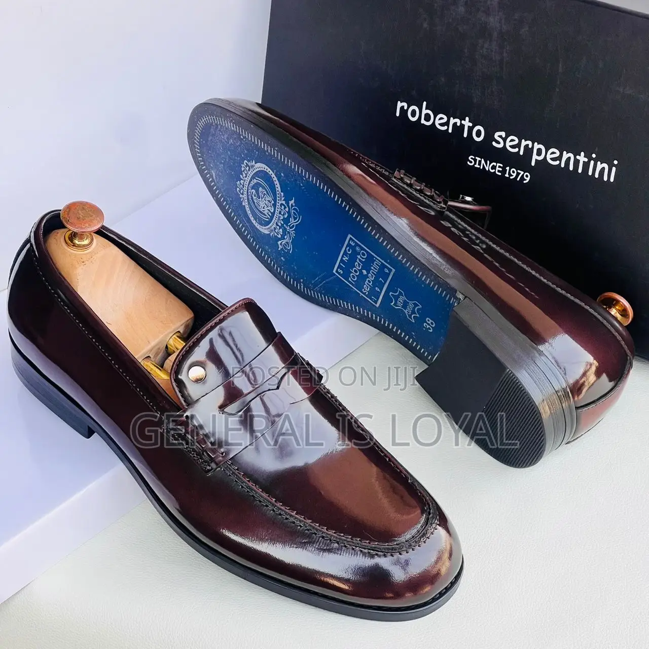 Roberto Serpentini Shoe