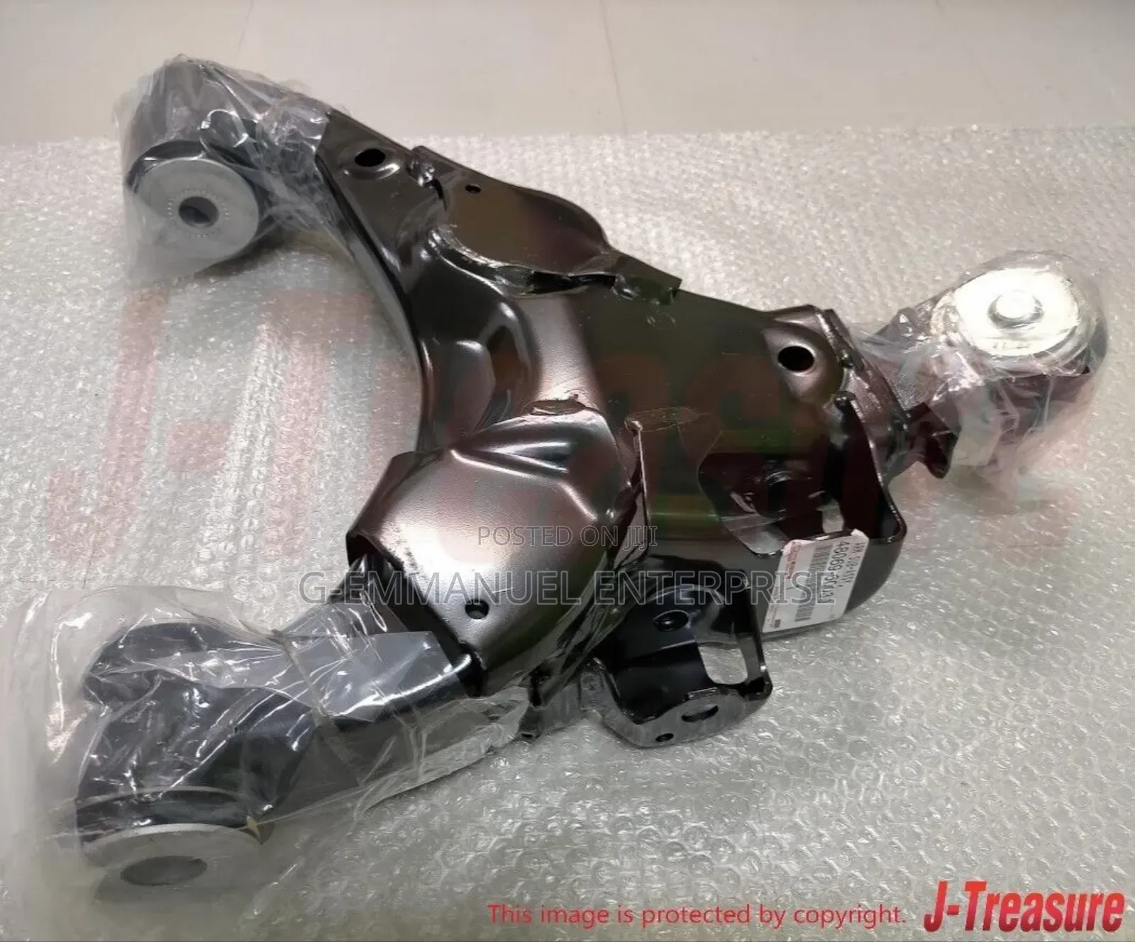 Toyota Land Cruiser 2013-14 Lower Control Arm Pair. Original