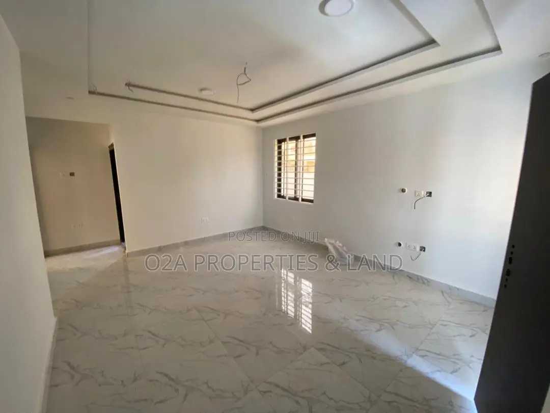 2bdrm House in Lashibi, Sakumono for sale