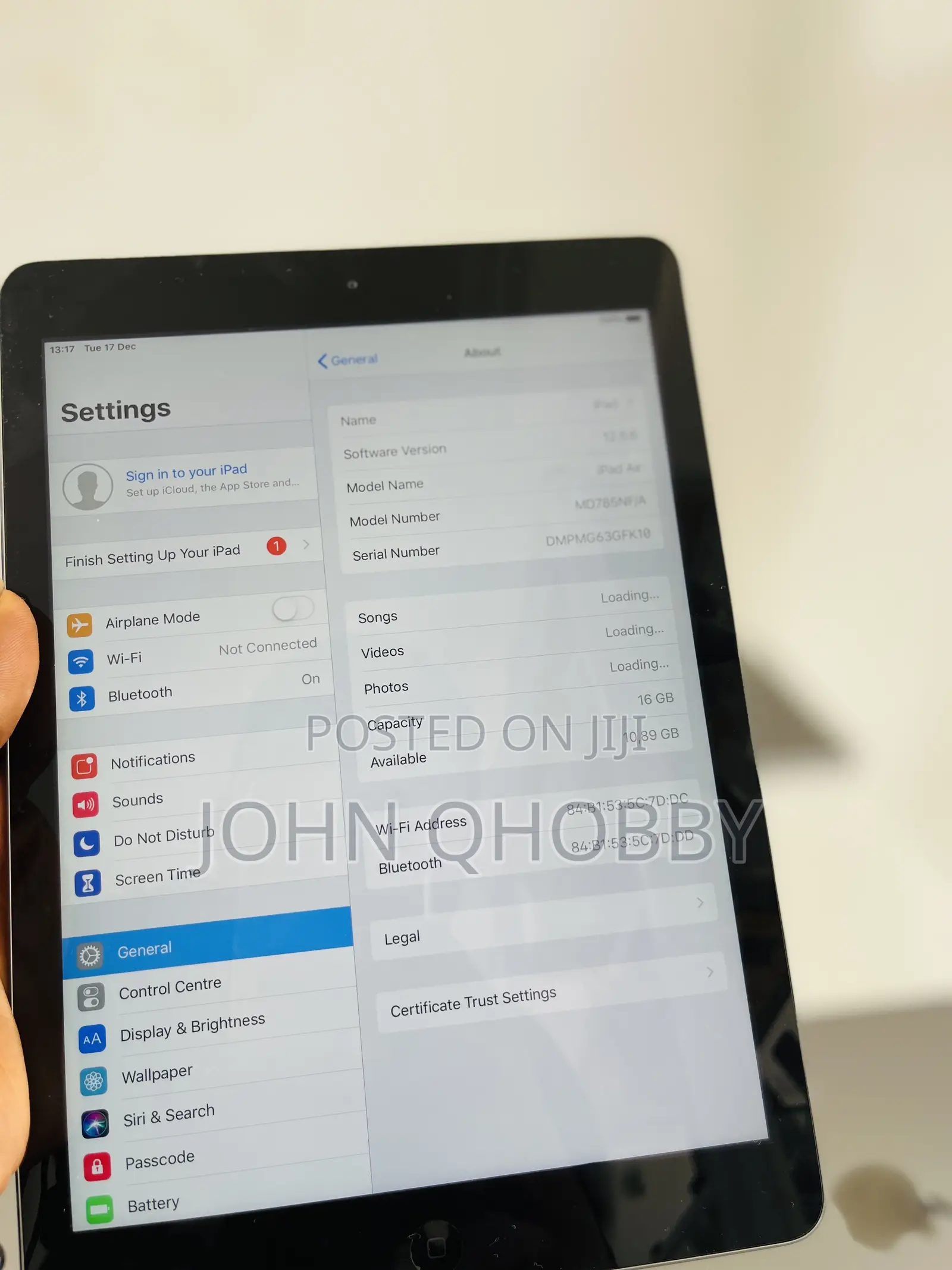 Apple iPad Air 16 GB Gray