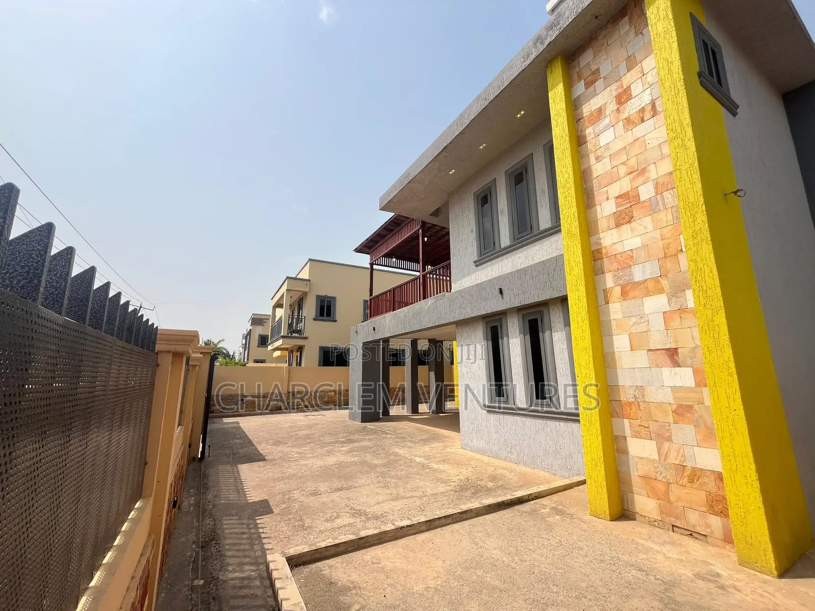 4bdrm House in Charclem Ventures, Accra Metropolitan for sale