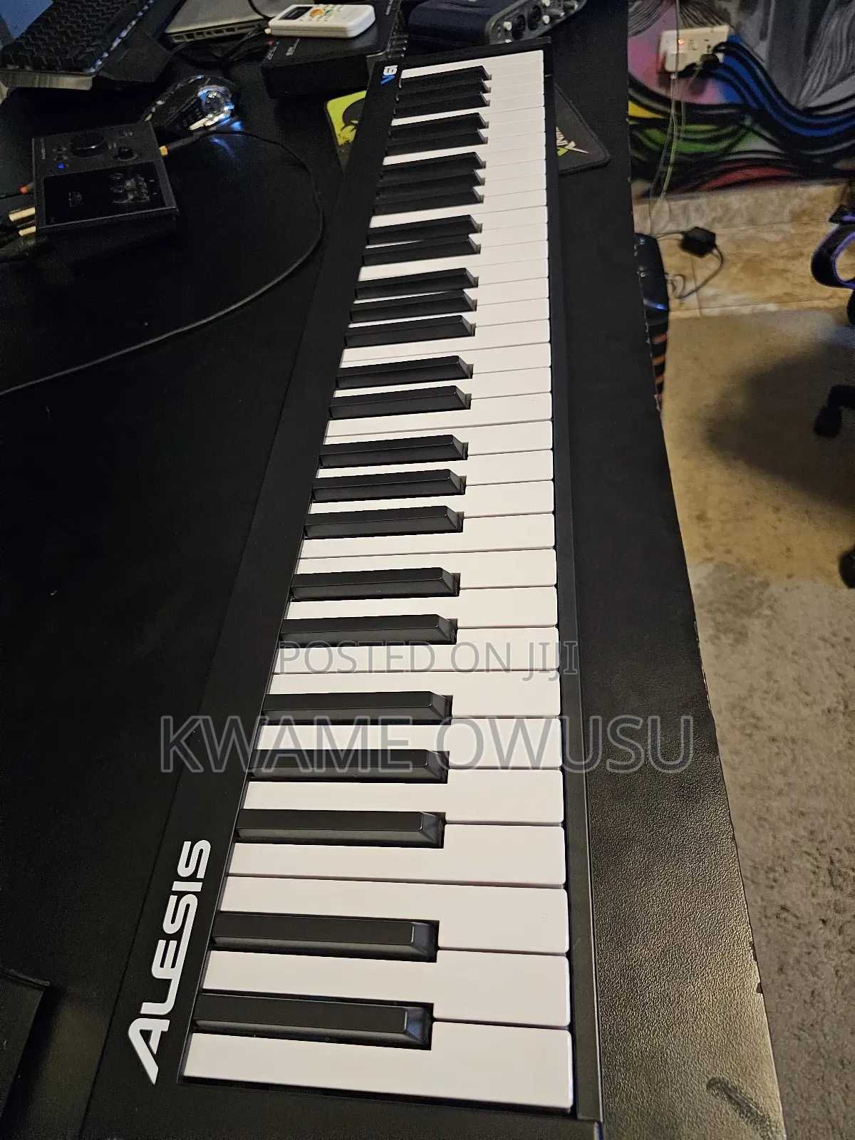 Alesis V61 USB Midi Keyboard