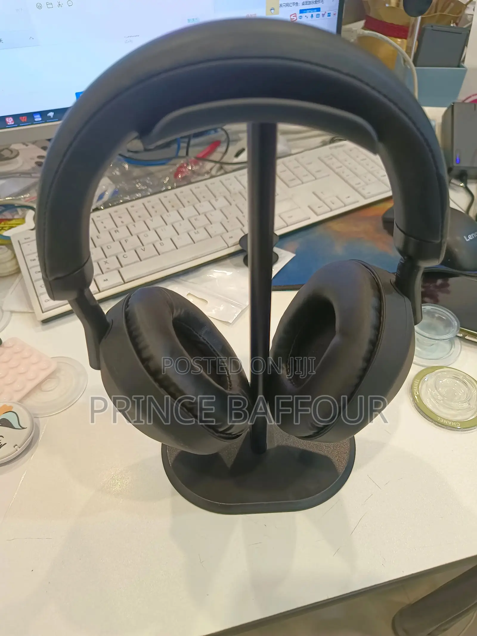 Headphones Stand / Headset Stand