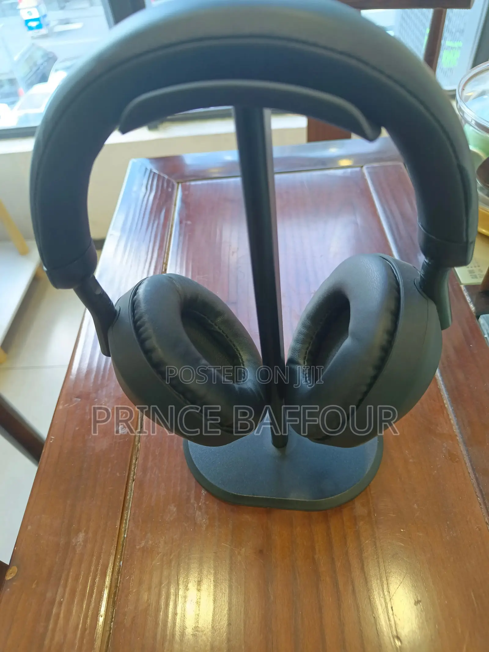 Headphones Stand / Headset Stand